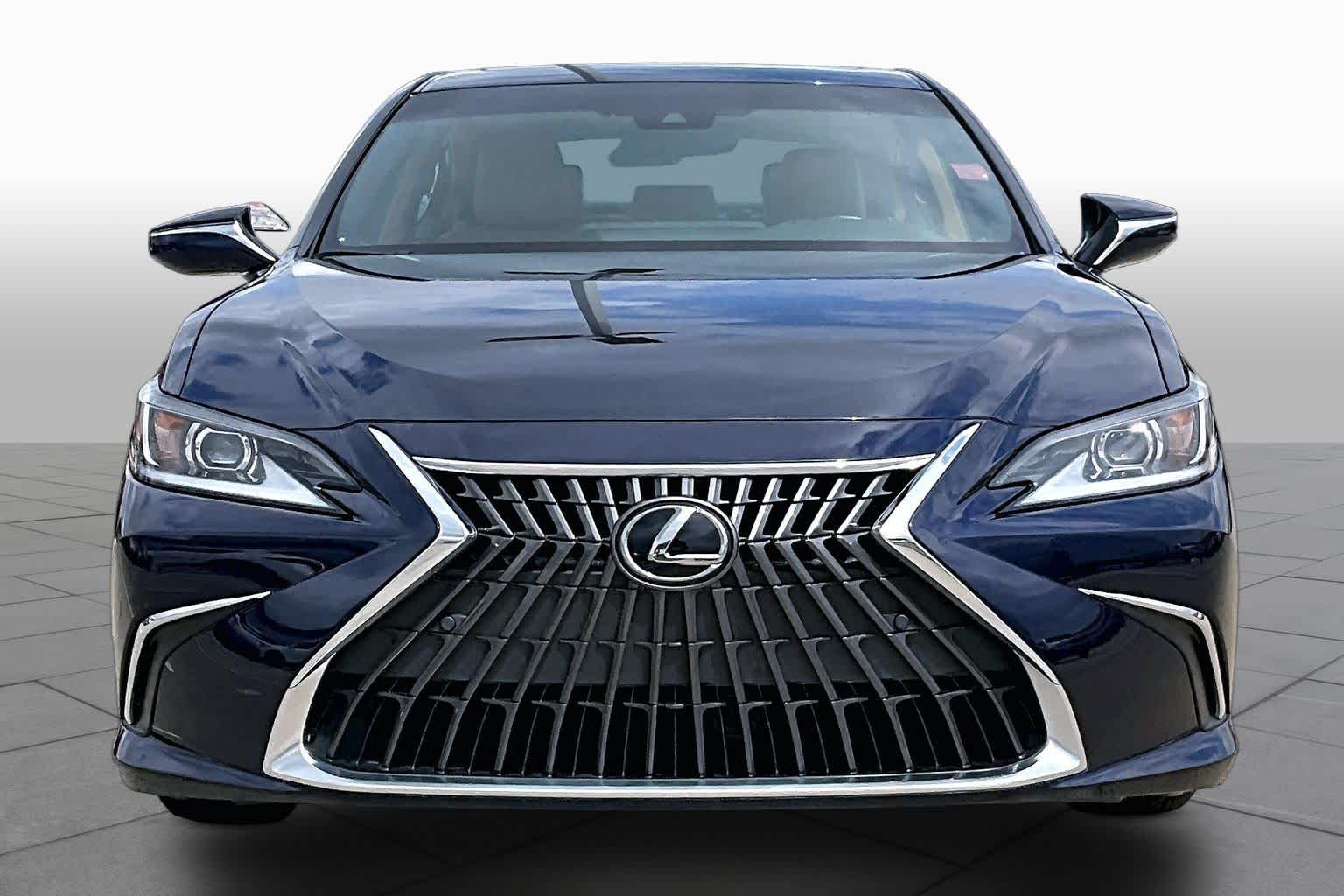 2025 Lexus ES 300h - 3