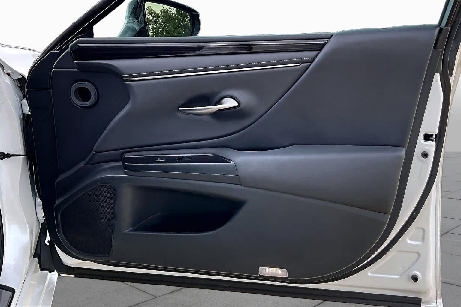 2020 Lexus ES 350  Eminent White Pearl at Lexus Southwest Houston