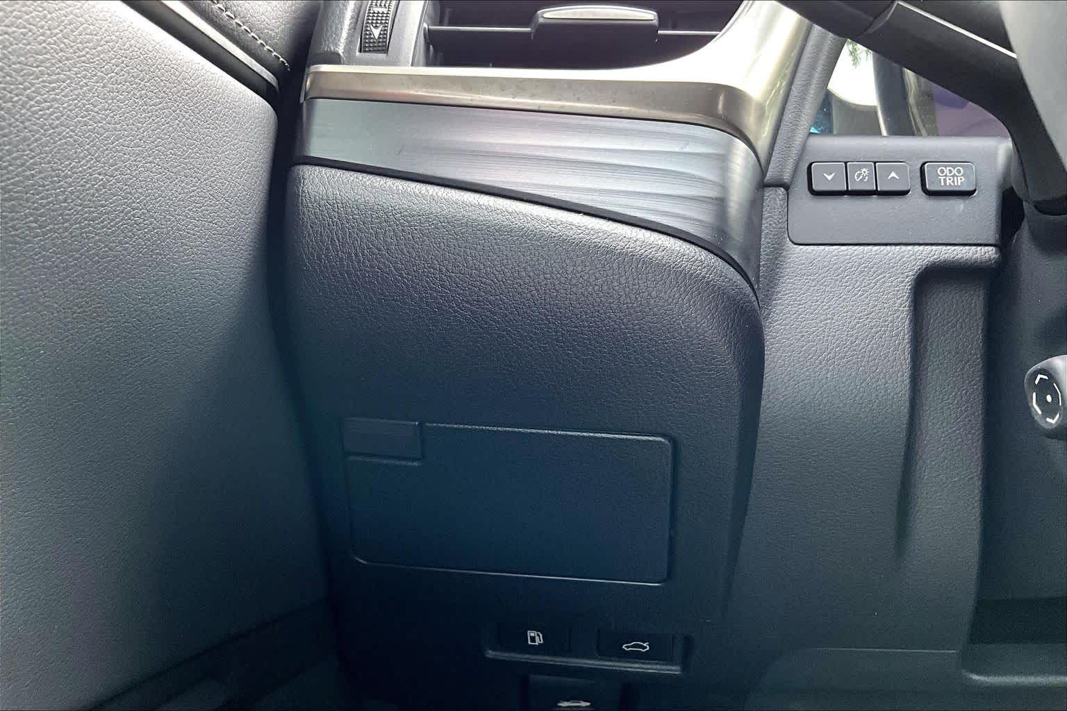 2020 Lexus ES 350  Eminent White Pearl at Lexus Southwest Houston