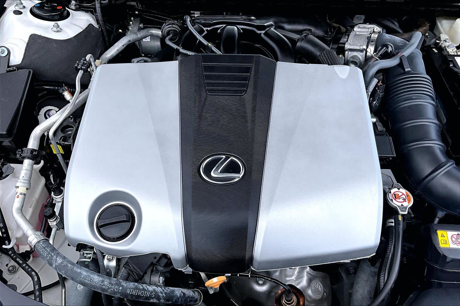 2020 Lexus ES 350 photo 33 of 37