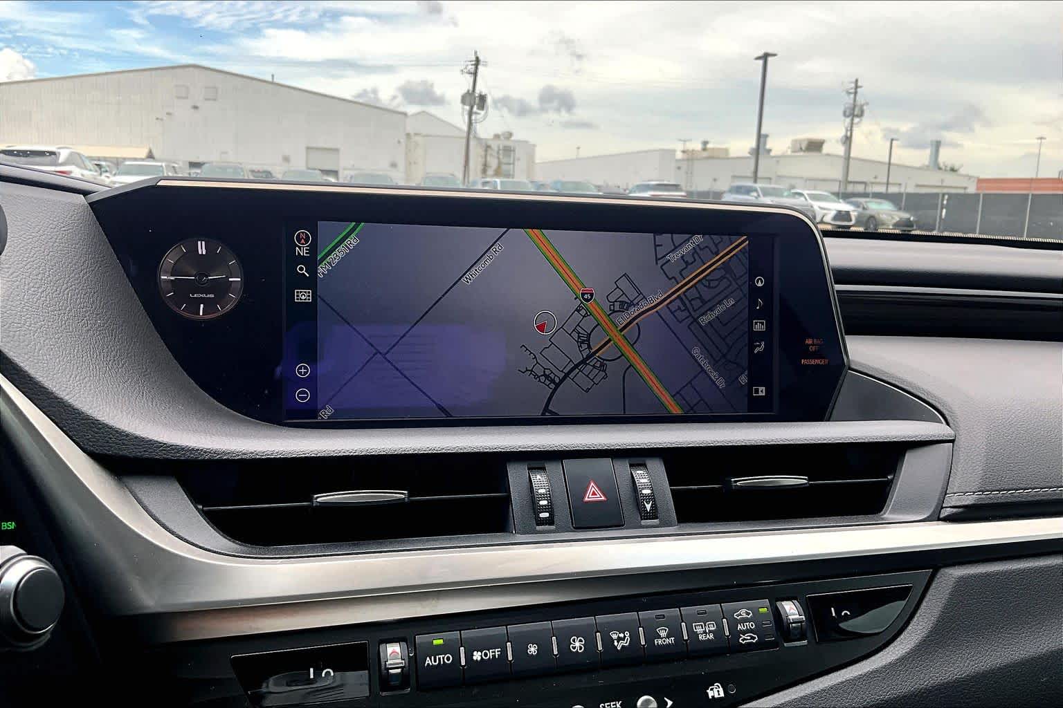 2020 Lexus ES 350 photo 34 of 37