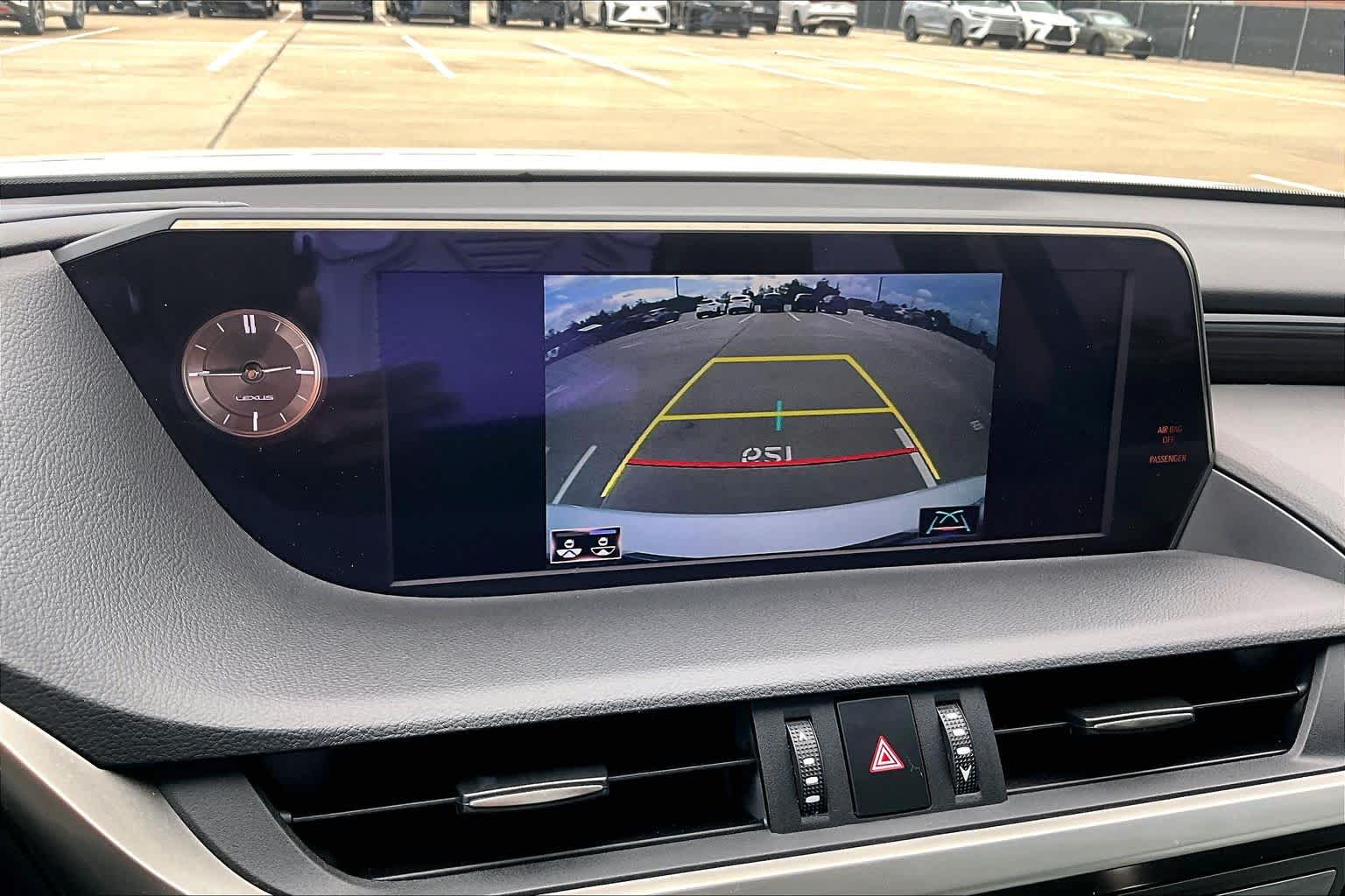 2020 Lexus ES 350 photo 27 of 37