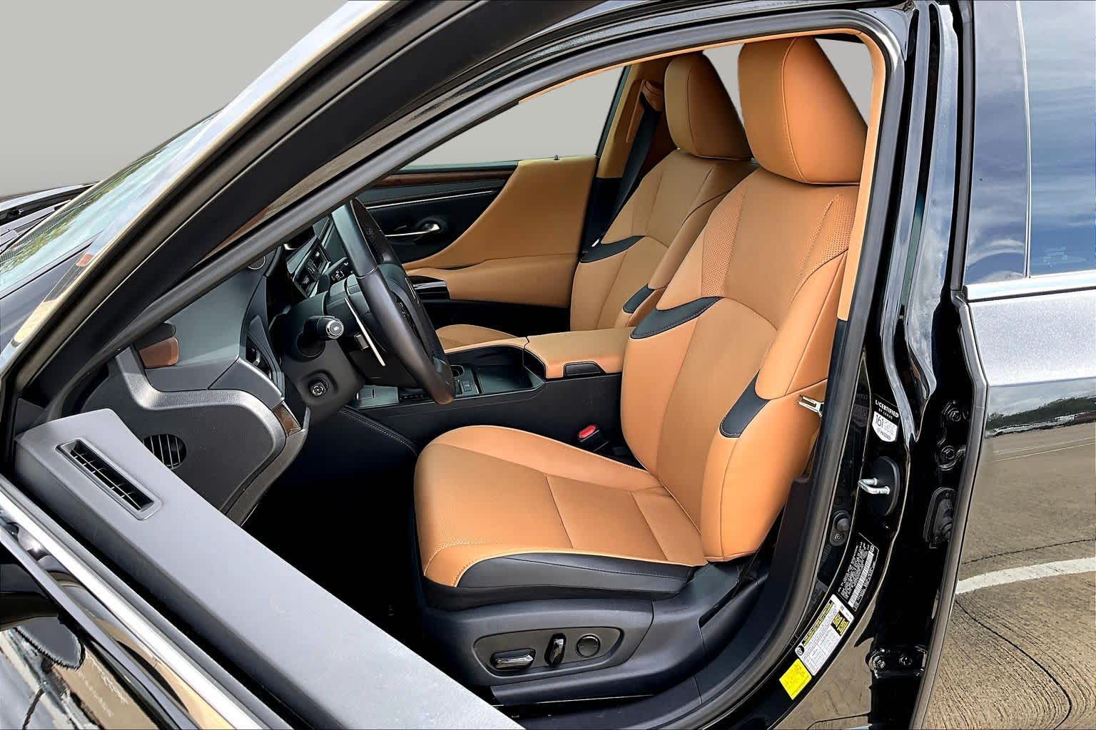 2023 Lexus ES 350 photo 8 of 36