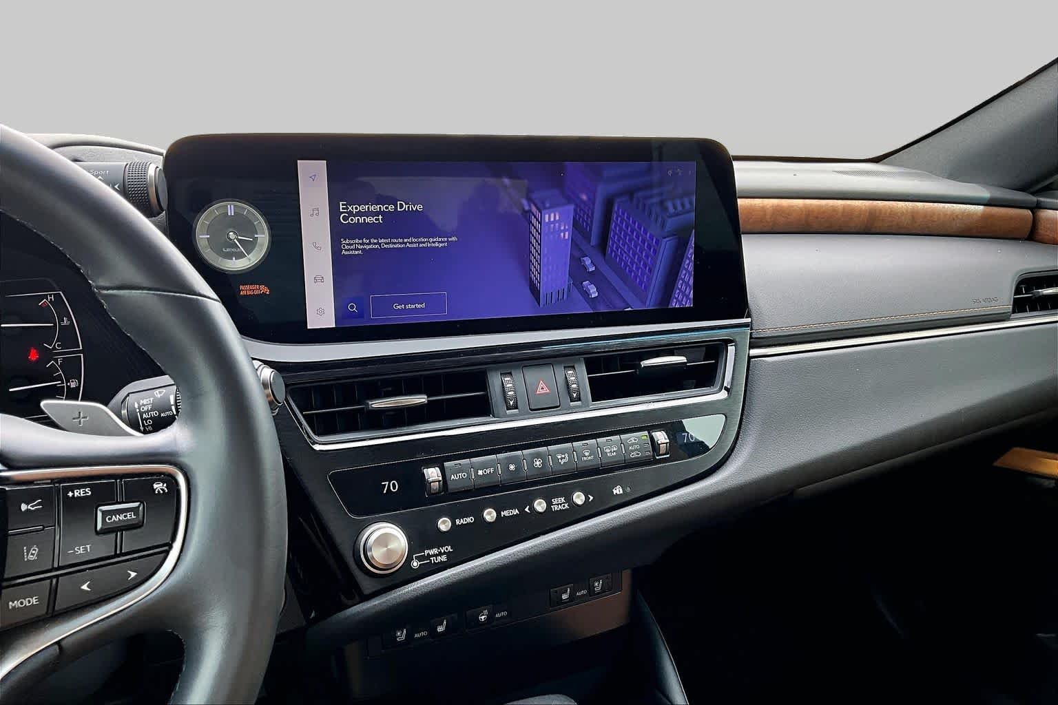 2023 Lexus ES 350 photo 7 of 36