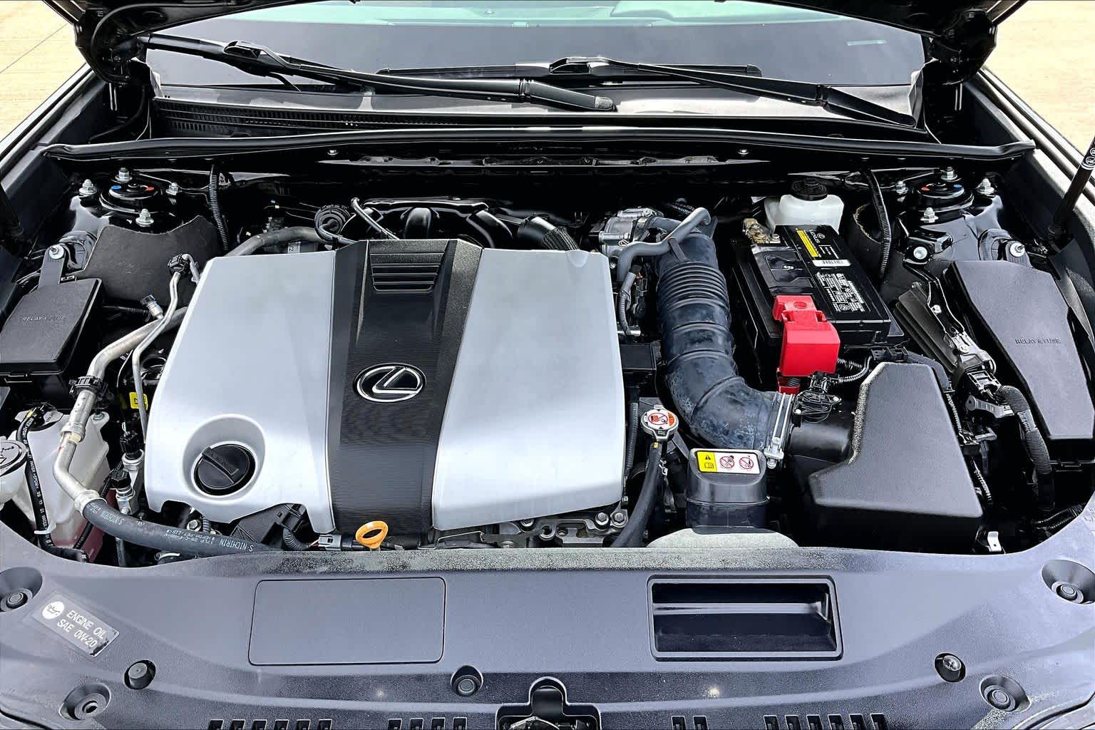 2023 Lexus ES 350 photo 31 of 36