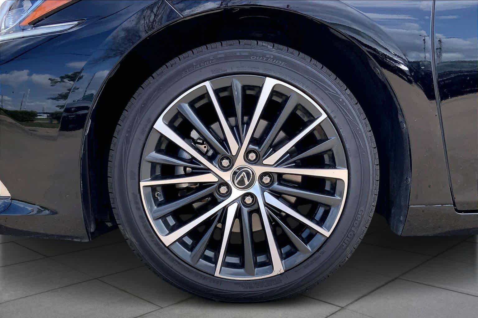 2024 Lexus ES 350  Obsidian at Lexus Southwest Houston