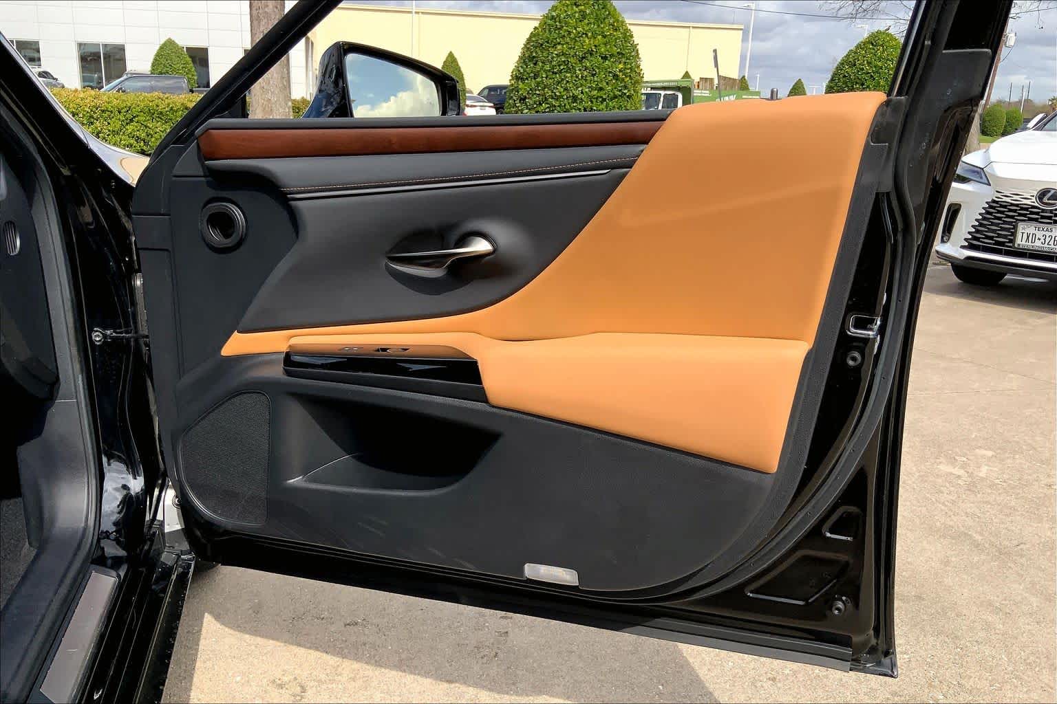 2024 Lexus ES 350  Obsidian at Lexus Southwest Houston