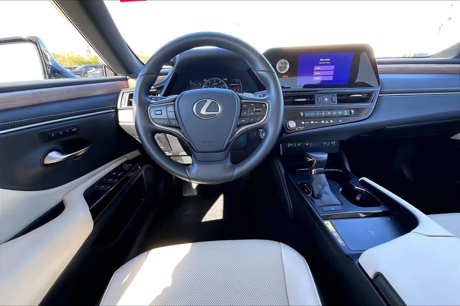 2025 Lexus ES  Caviar at Lexus Southwest Houston