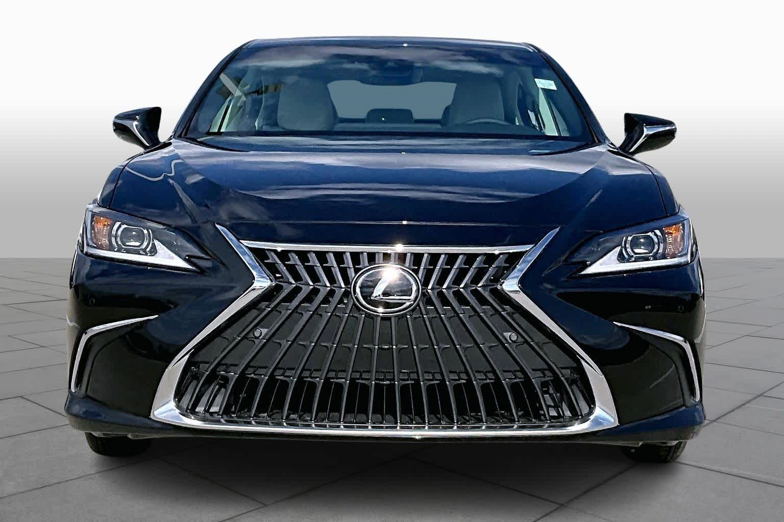 2025 Lexus ES  - 2