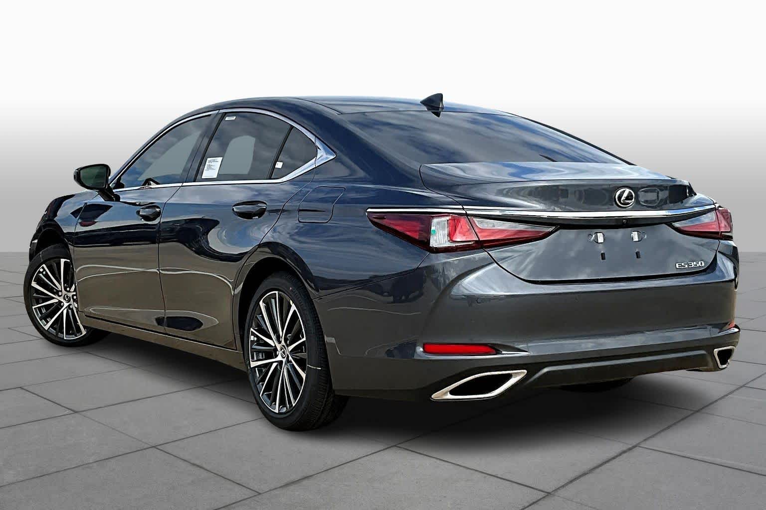 2025 Lexus ES  - 11