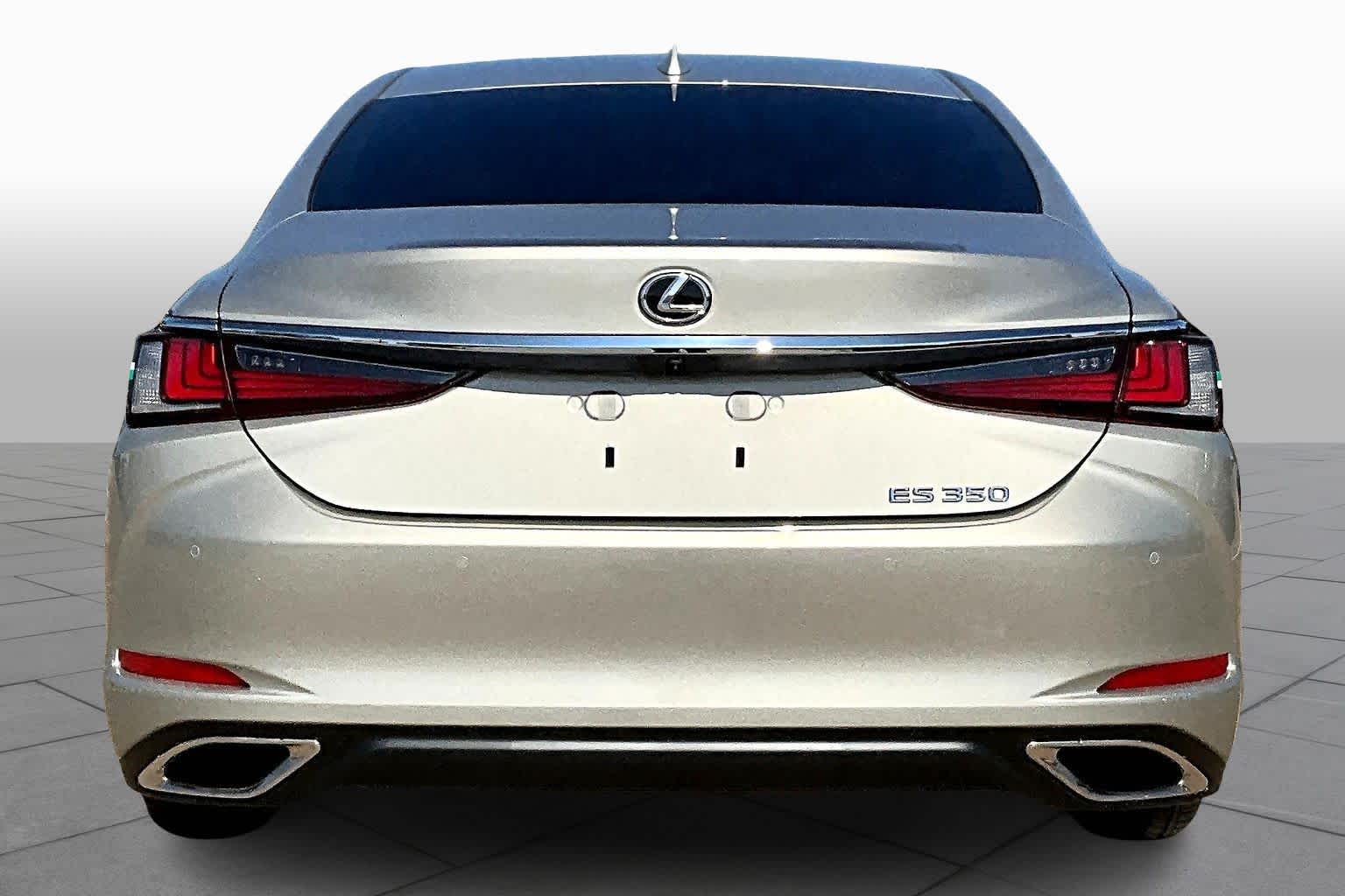 2025 Lexus ES  - 3