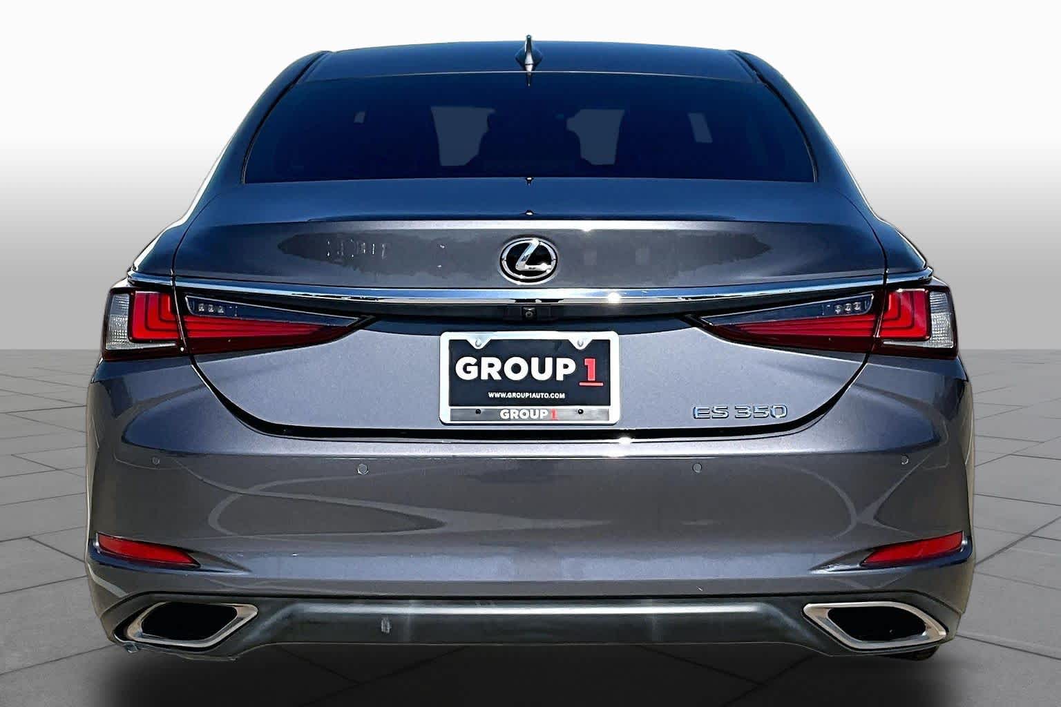 2020 Lexus ES 350 photo 5 of 36