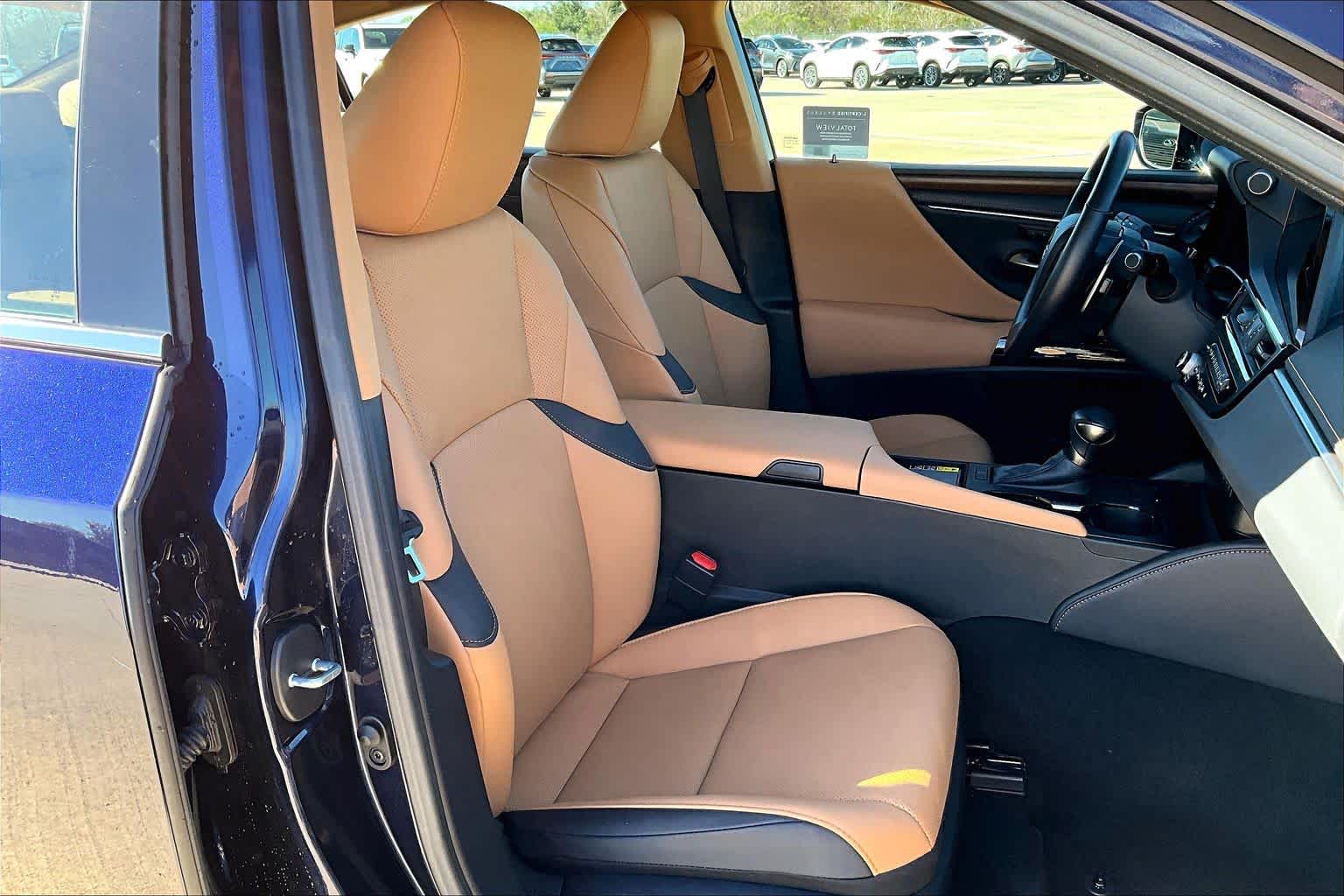 2025 Lexus ES  Nightfall Mica at Lexus Southwest Houston