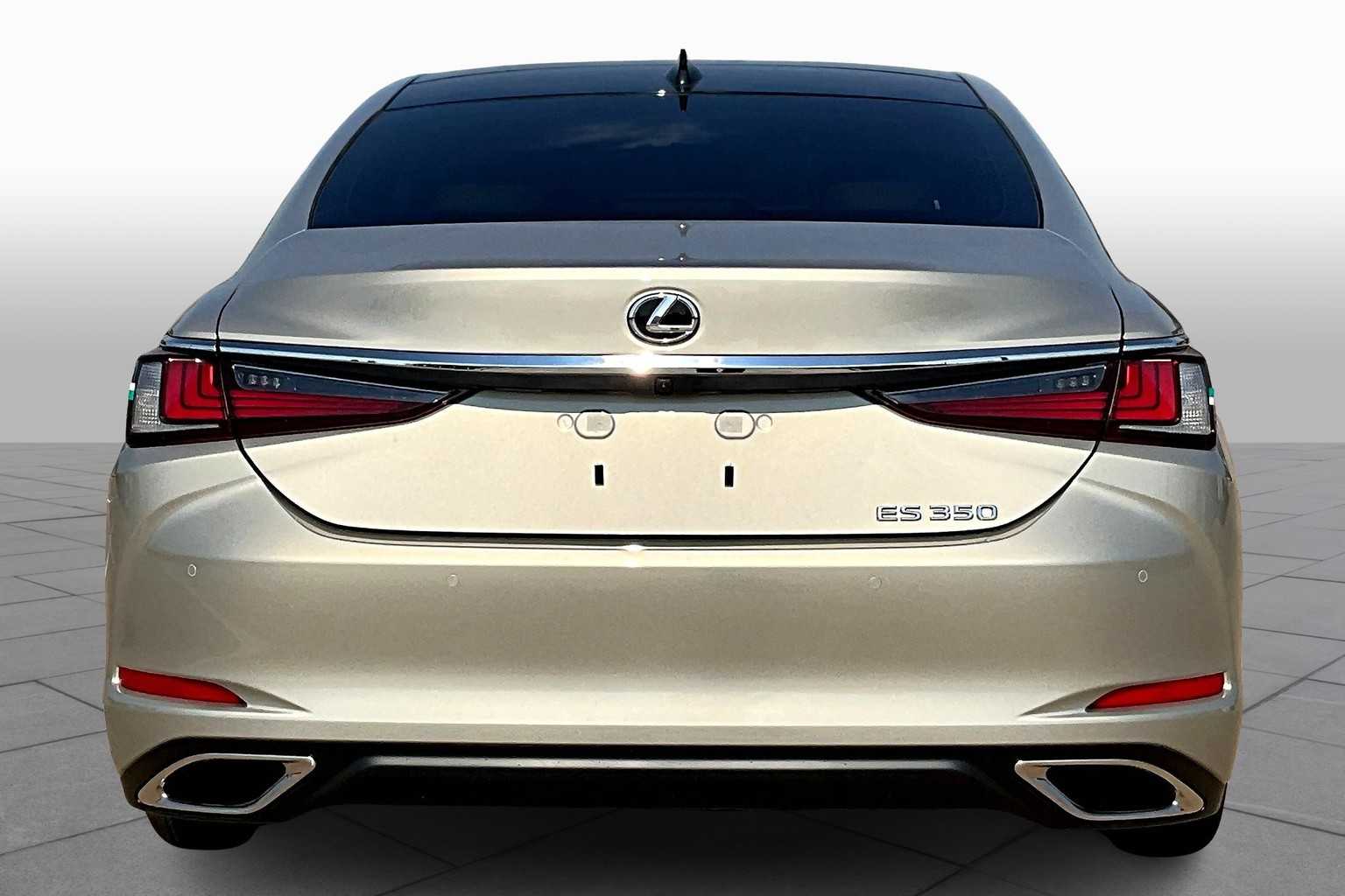 2025 Lexus ES  - 3
