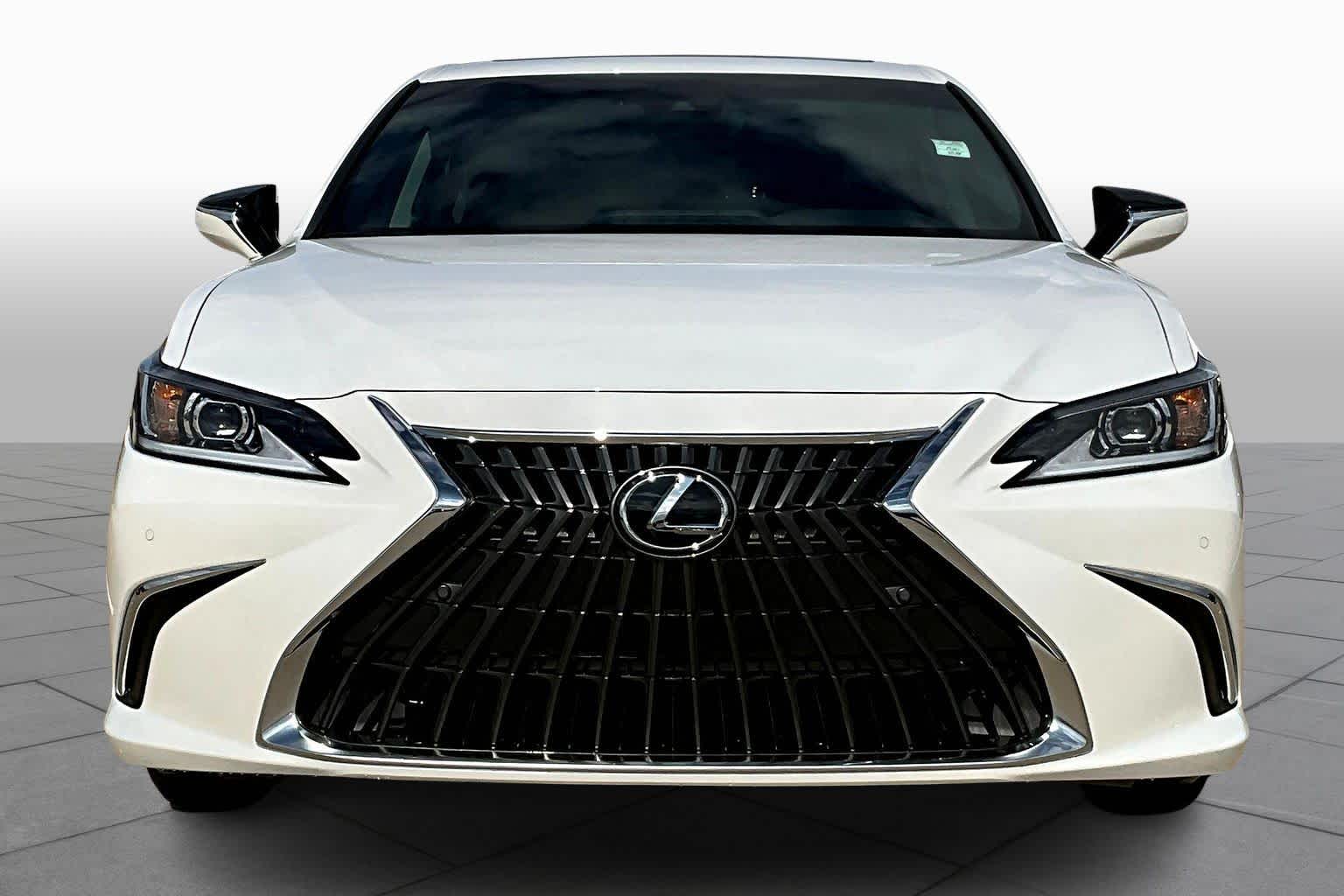 2025 Lexus ES  - 2