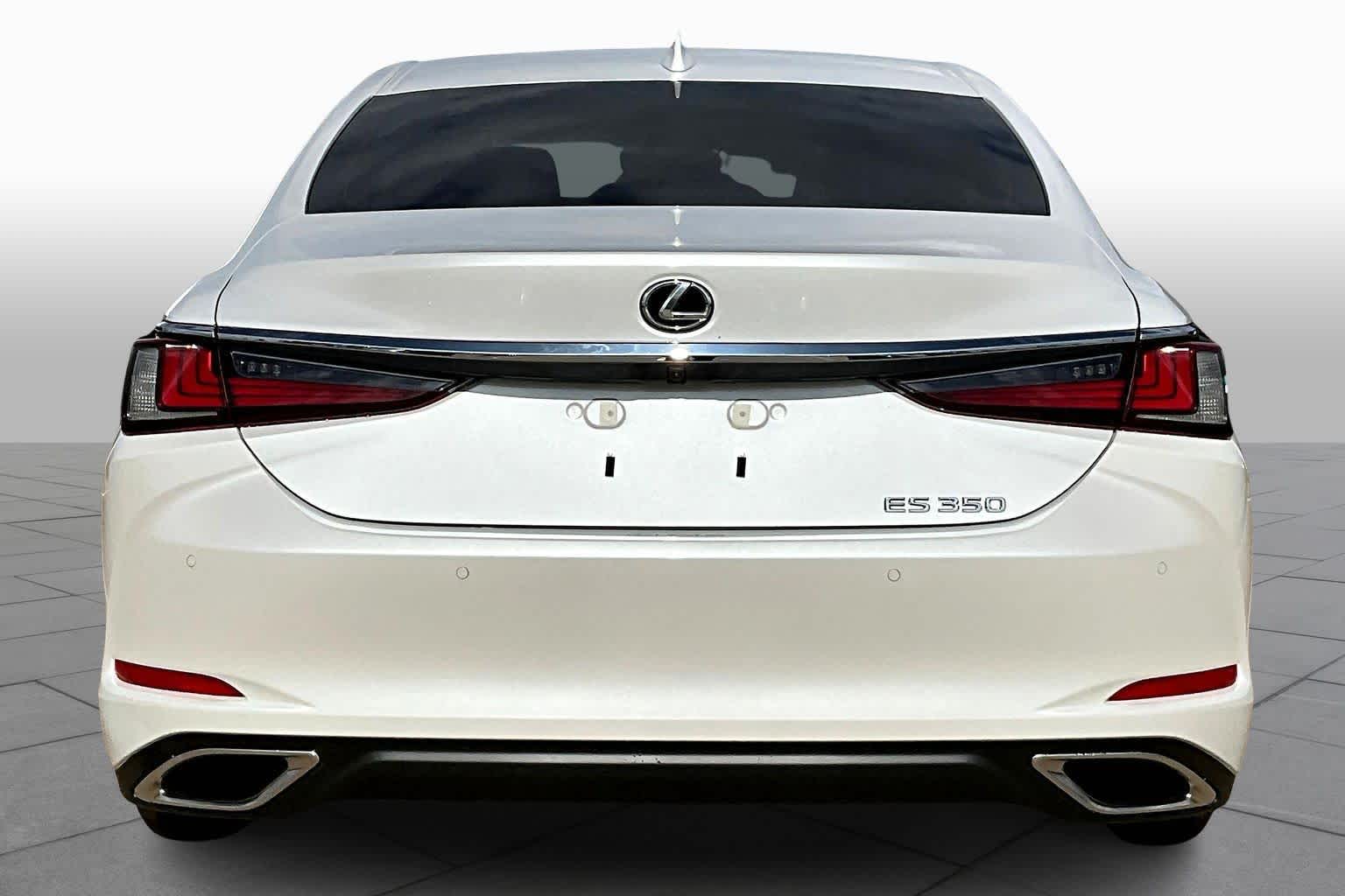 2025 Lexus ES  - 3