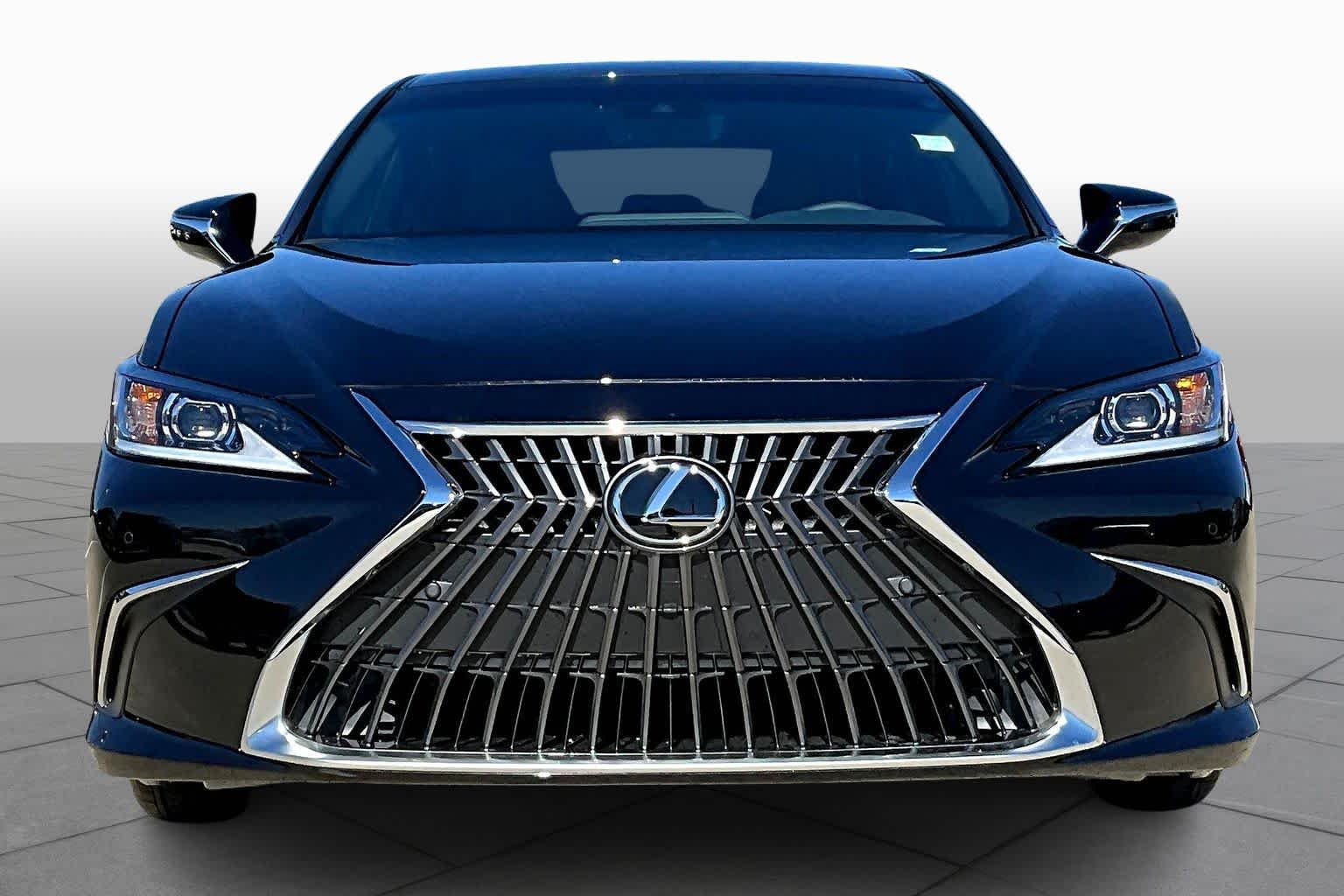 2025 Lexus ES  - 2