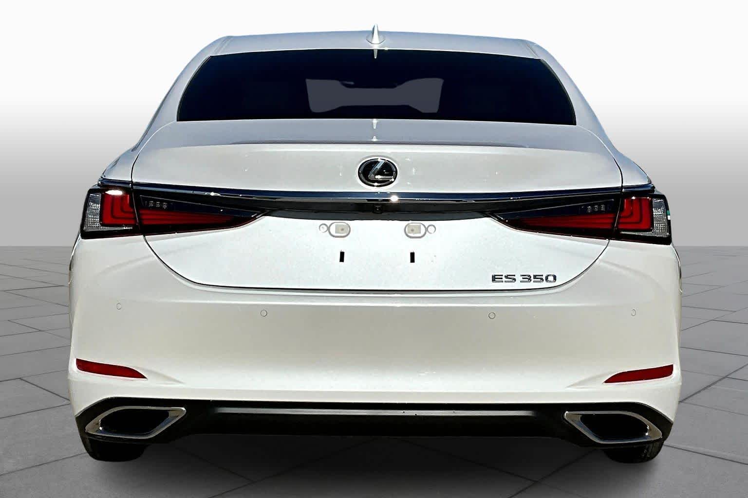 2025 Lexus ES  - 3