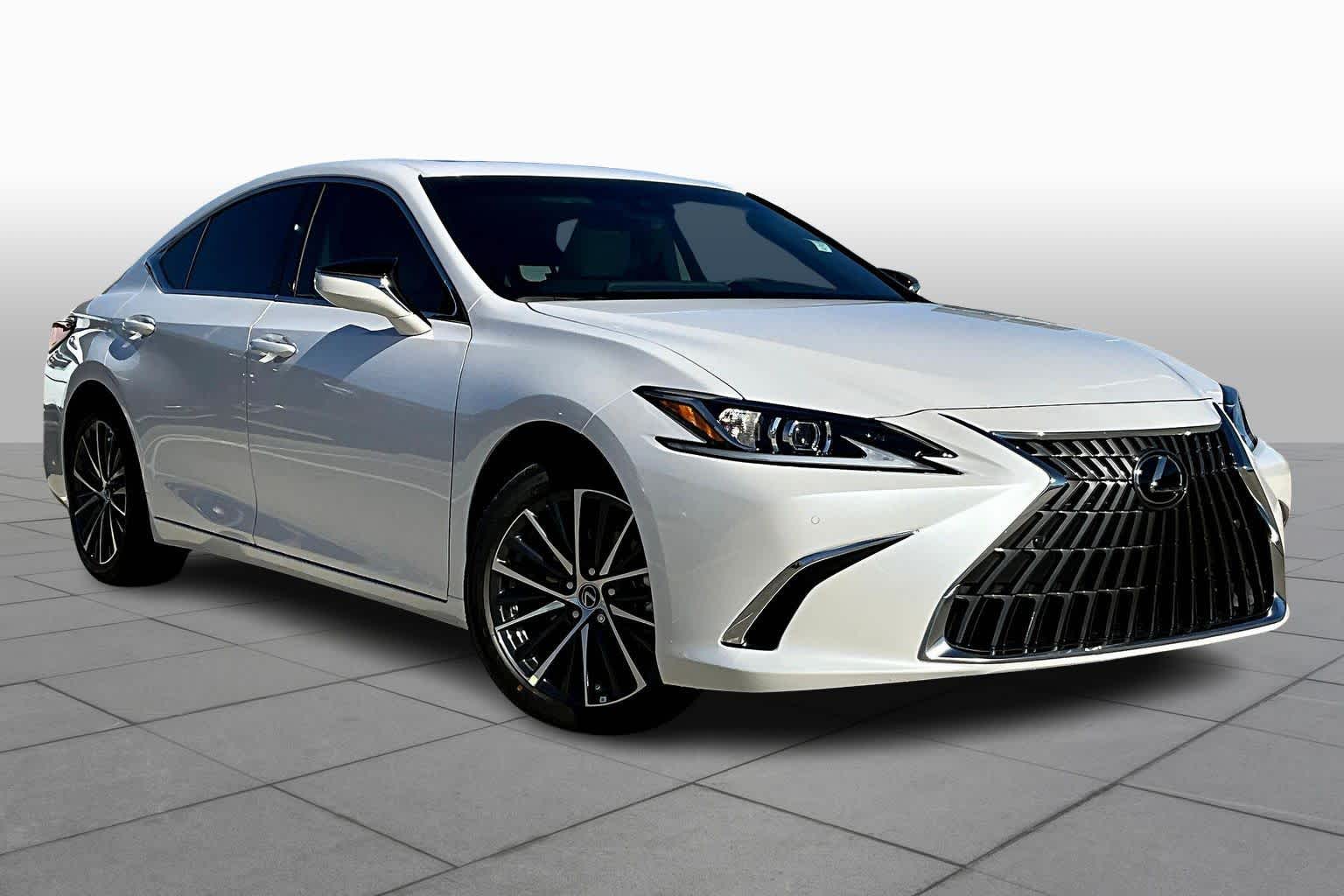 2025 Lexus ES  - 1
