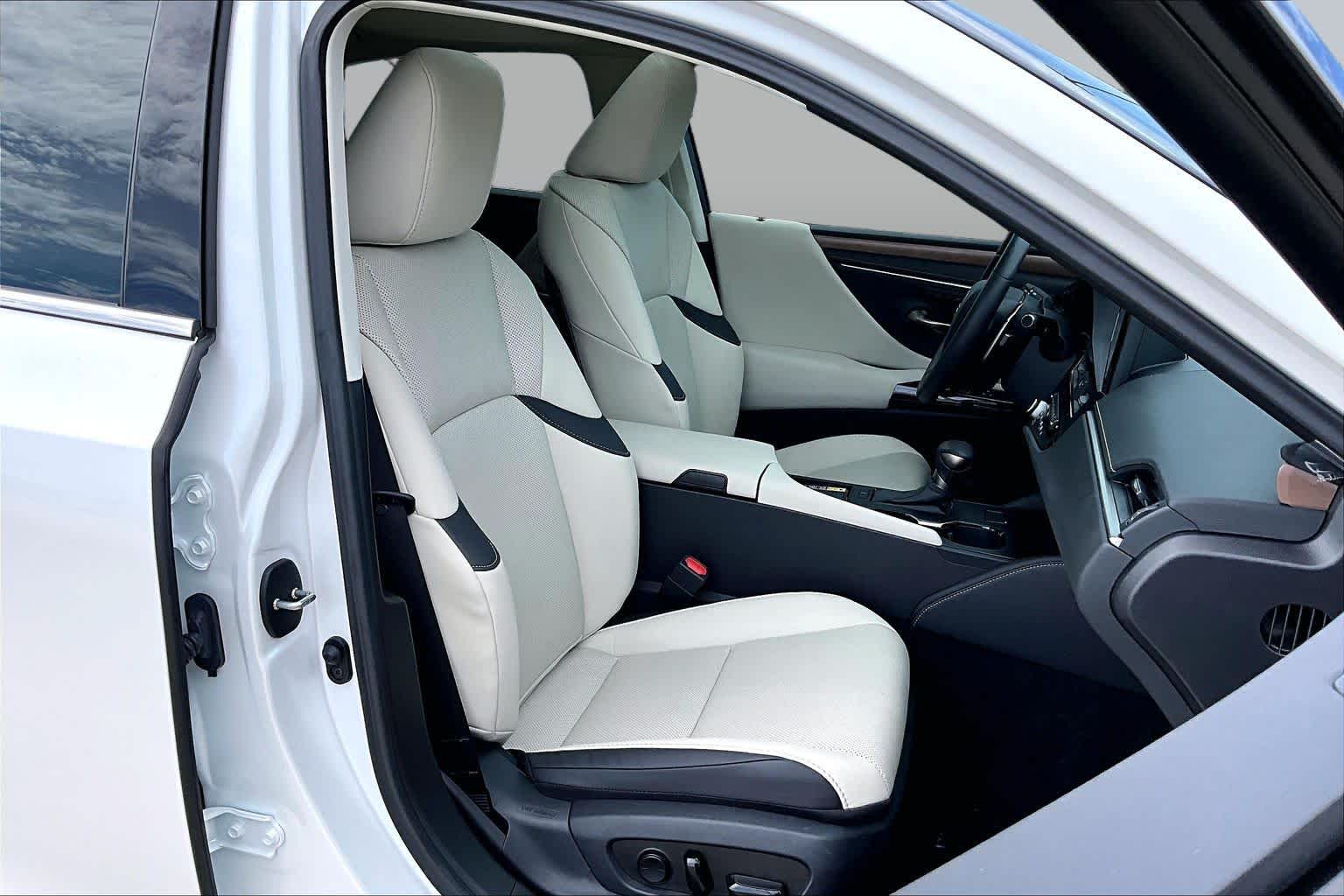2025 Lexus ES 350  Eminent White Pearl at Lexus Southwest Houston