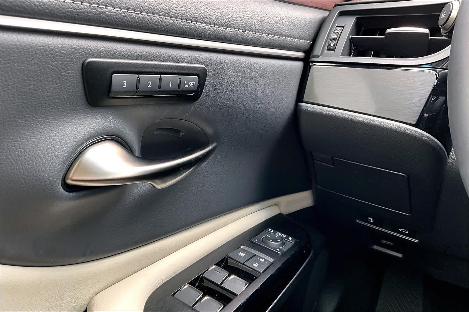 2025 Lexus ES 350  Eminent White Pearl at Lexus Southwest Houston