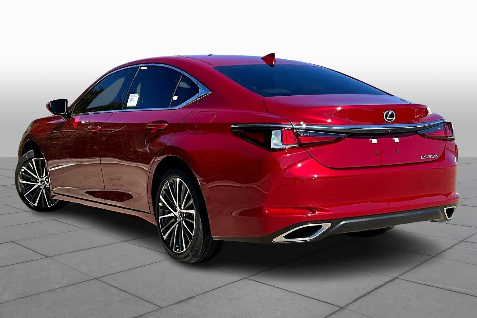 2025 Lexus ES  - 11