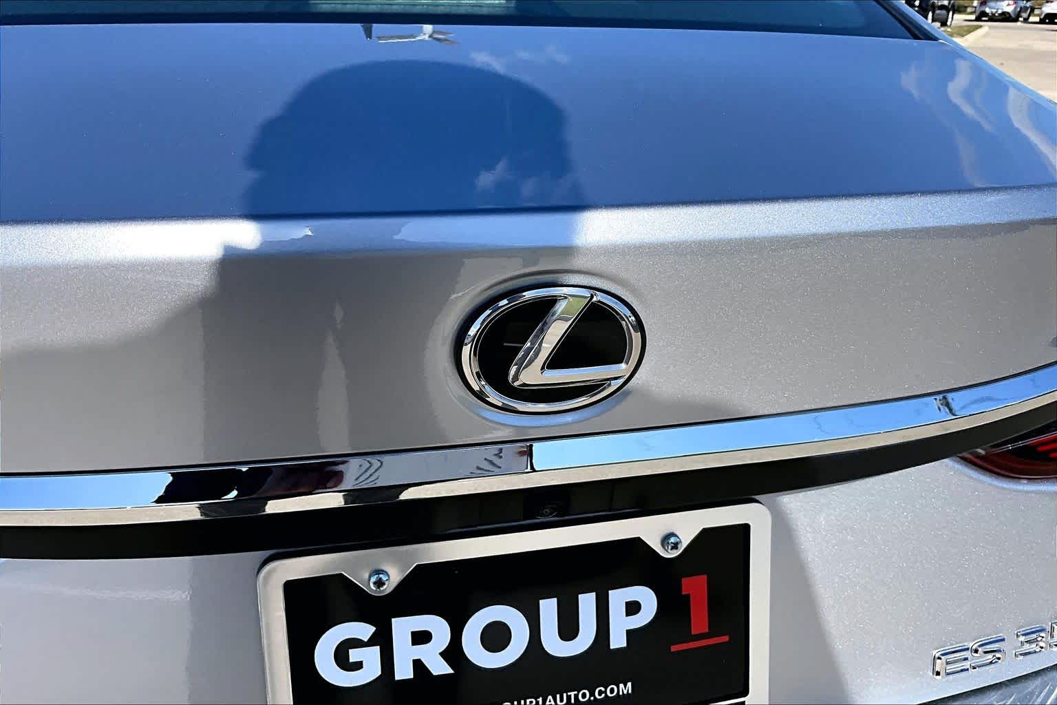 2025 Lexus ES  Iridium at Mercedes-Benz of Houston North