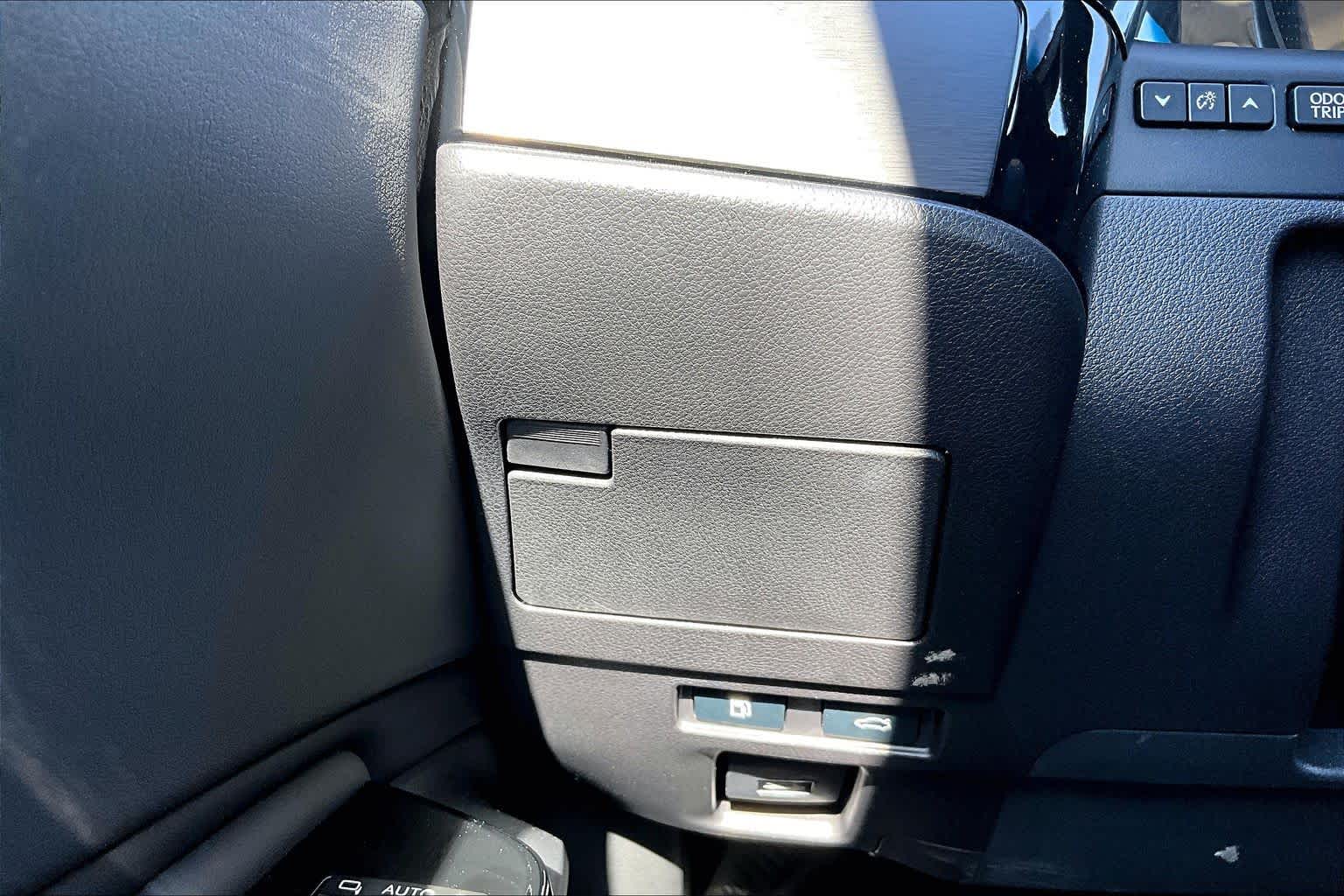 2025 Lexus ES  Iridium at Mercedes-Benz of Houston North