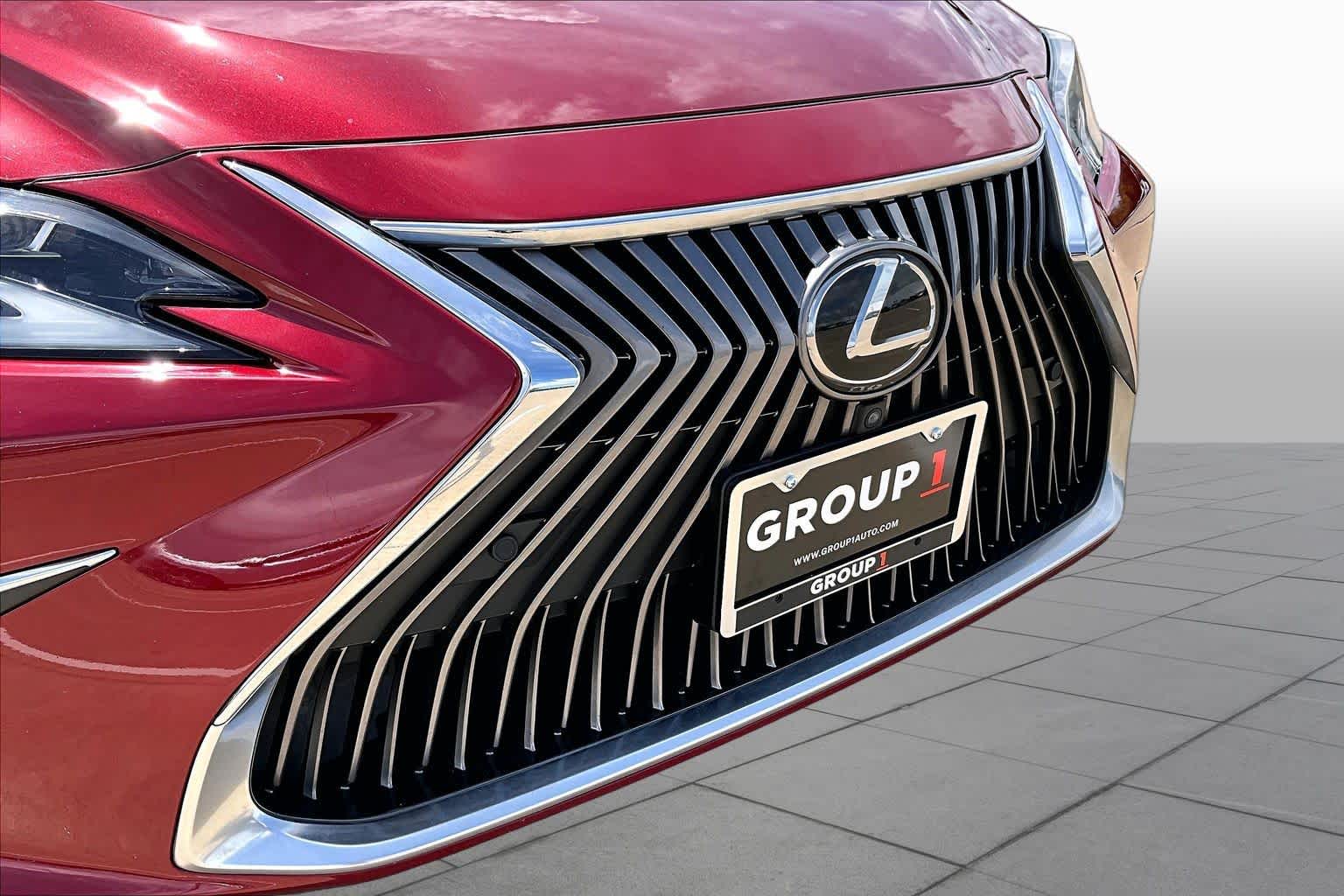 2020 Lexus ES 350 Ultra Luxury  Matador Red Mica at Group 1 Toyota Southwest