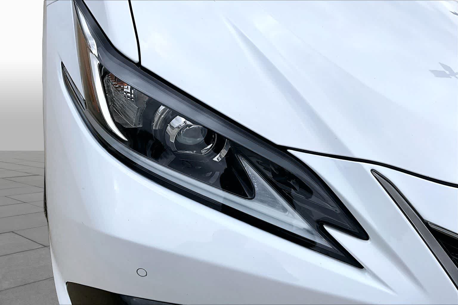 2022 Lexus ES 350 F SPORT  Ultra White at Lexus Southwest Houston