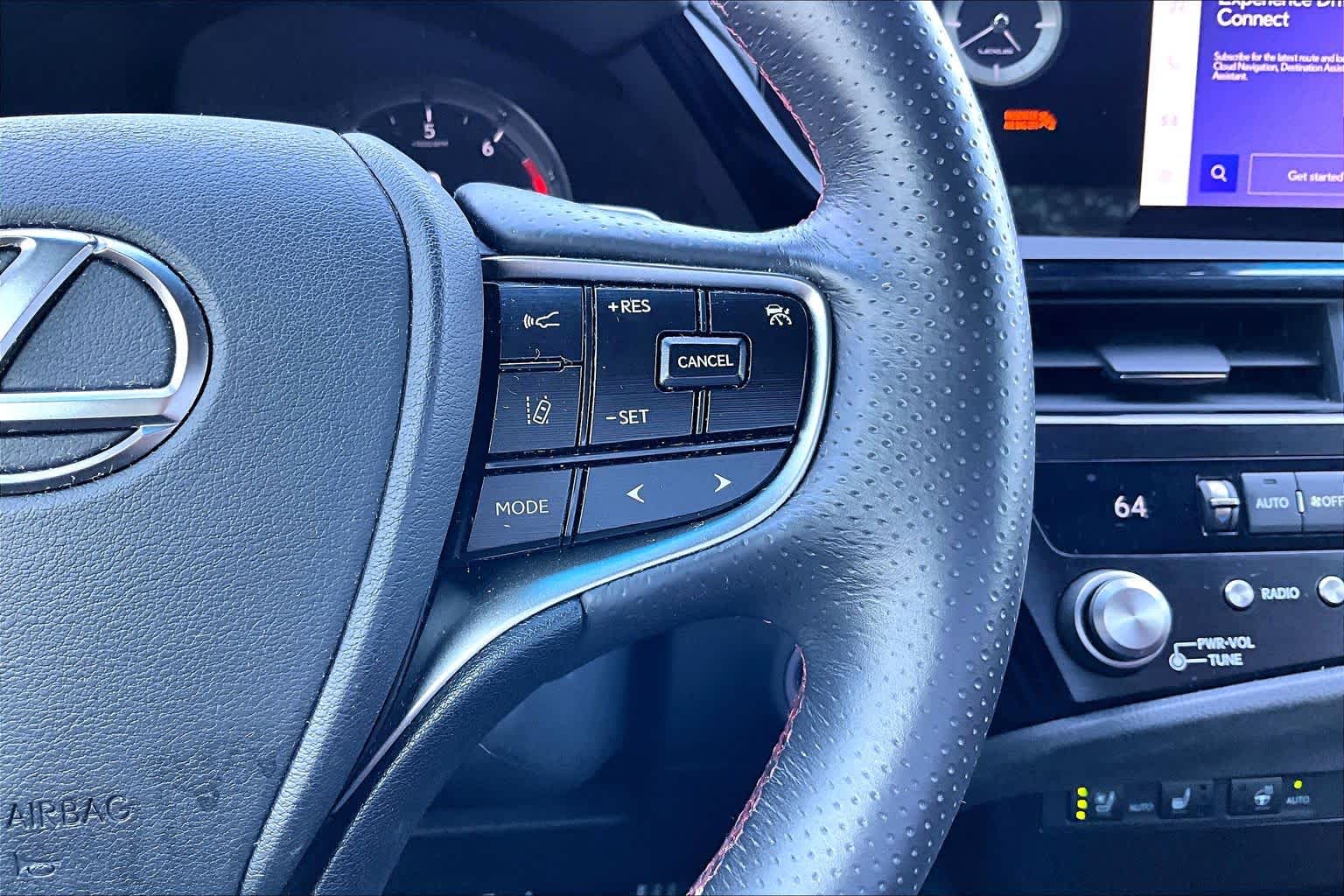 2024 Lexus ES 350 photo 24 of 35