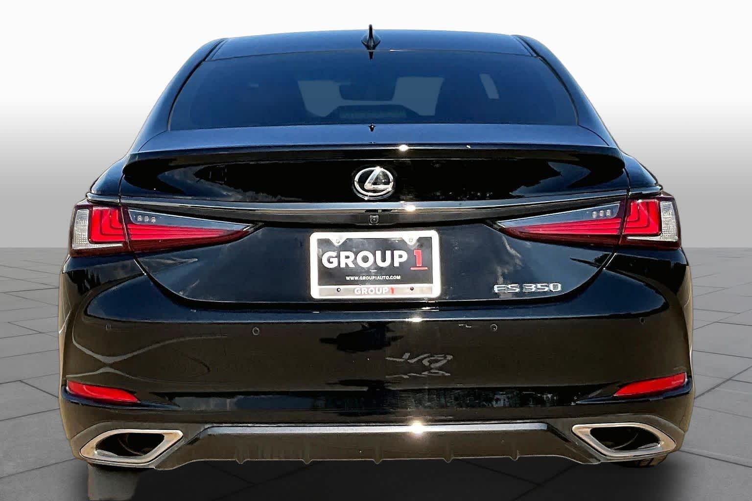 2024 Lexus ES 350 photo 5 of 35