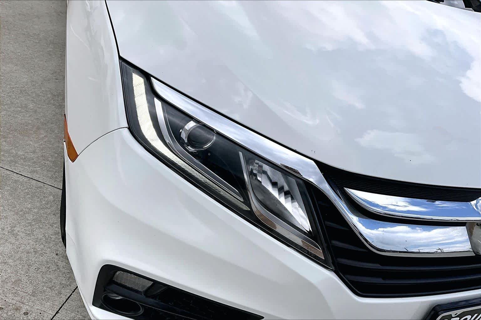2019 Honda Odyssey EX-L White Diamond Pearl at AutoNation USA Houston