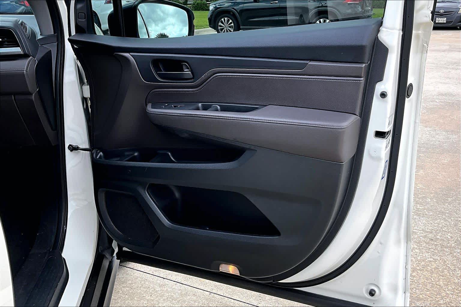 2019 Honda Odyssey EX-L White Diamond Pearl at AutoNation USA Houston