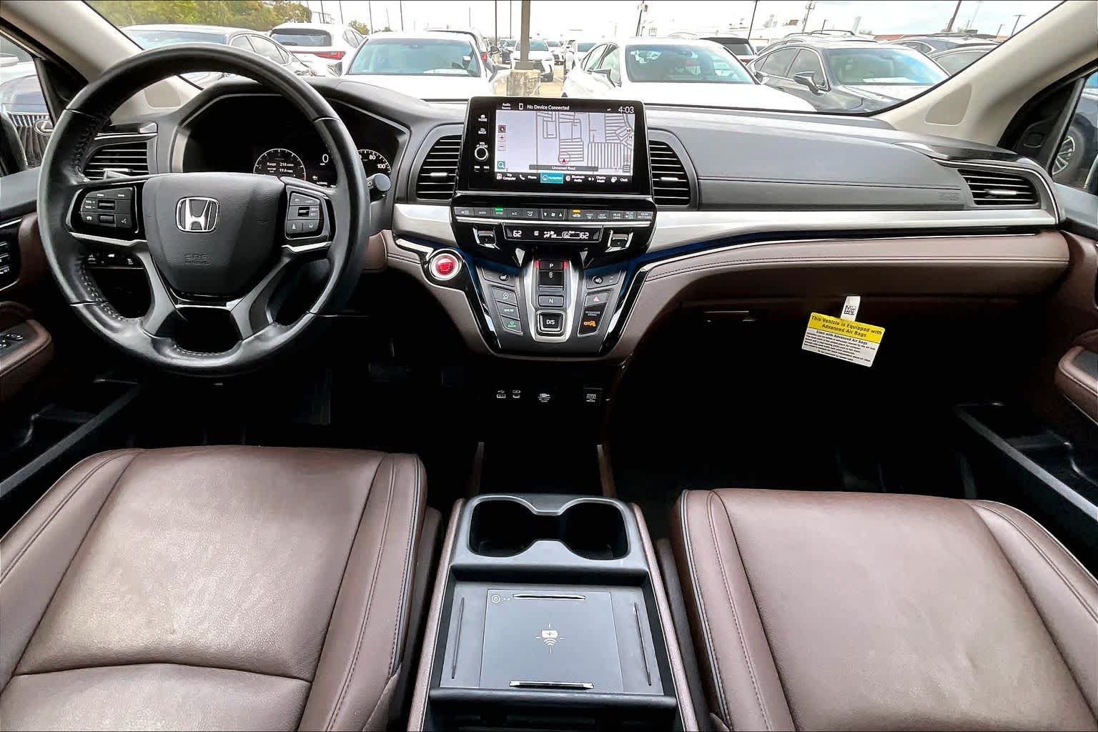 2025 Honda Odyssey Touring Platinum White Pearl at Honda of Clear Lake