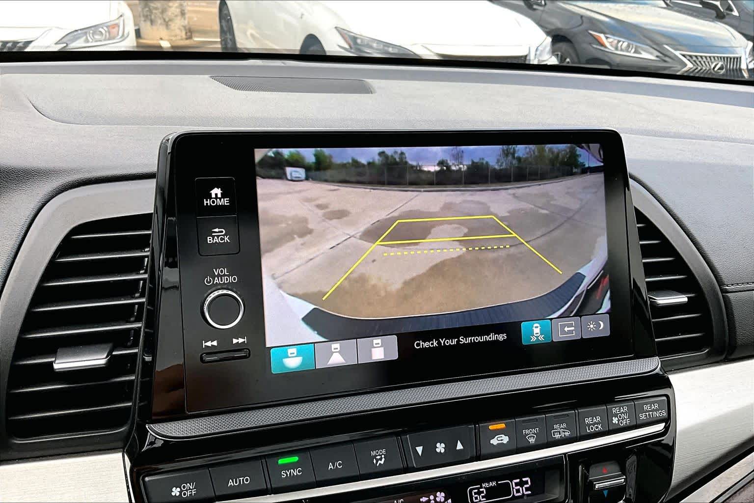 2025 Honda Odyssey Touring Platinum White Pearl at Honda of Clear Lake