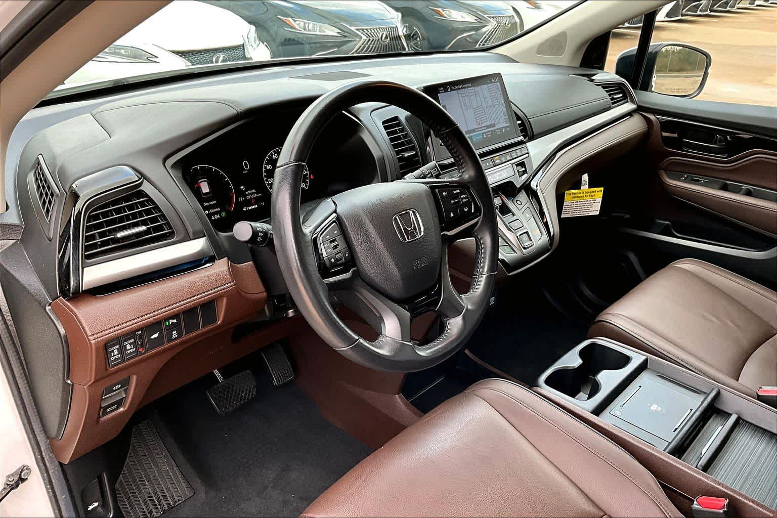 2025 Honda Odyssey Touring Platinum White Pearl at Honda of Clear Lake