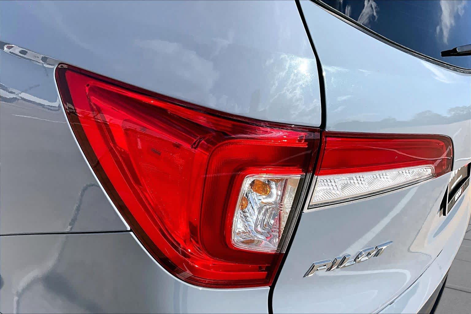 2022 Honda Pilot Special Edition Sonic Gray Pearl at Tomball Ford