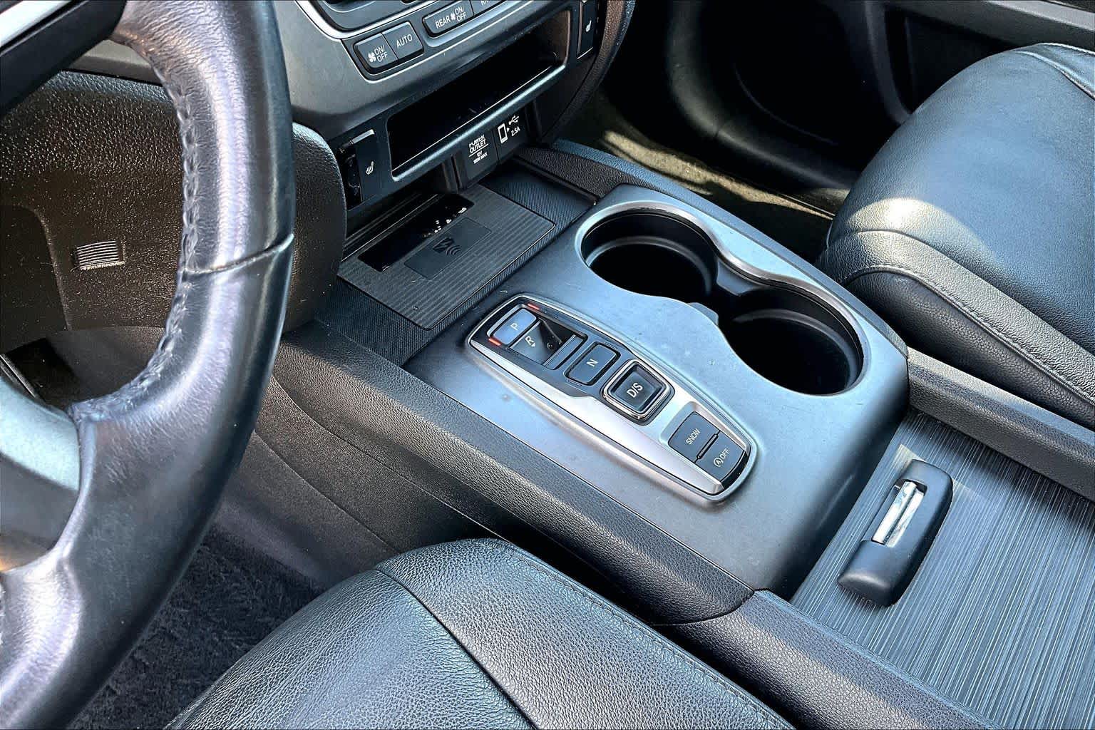 2022 Honda Pilot Special Edition Sonic Gray Pearl at Tomball Ford