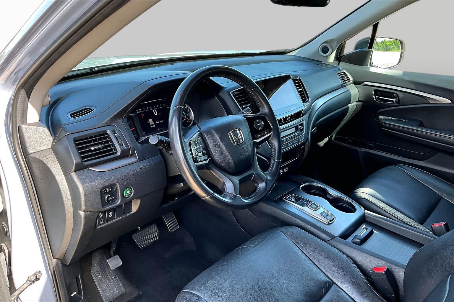 2022 Honda Pilot Special Edition Sonic Gray Pearl at Tomball Ford
