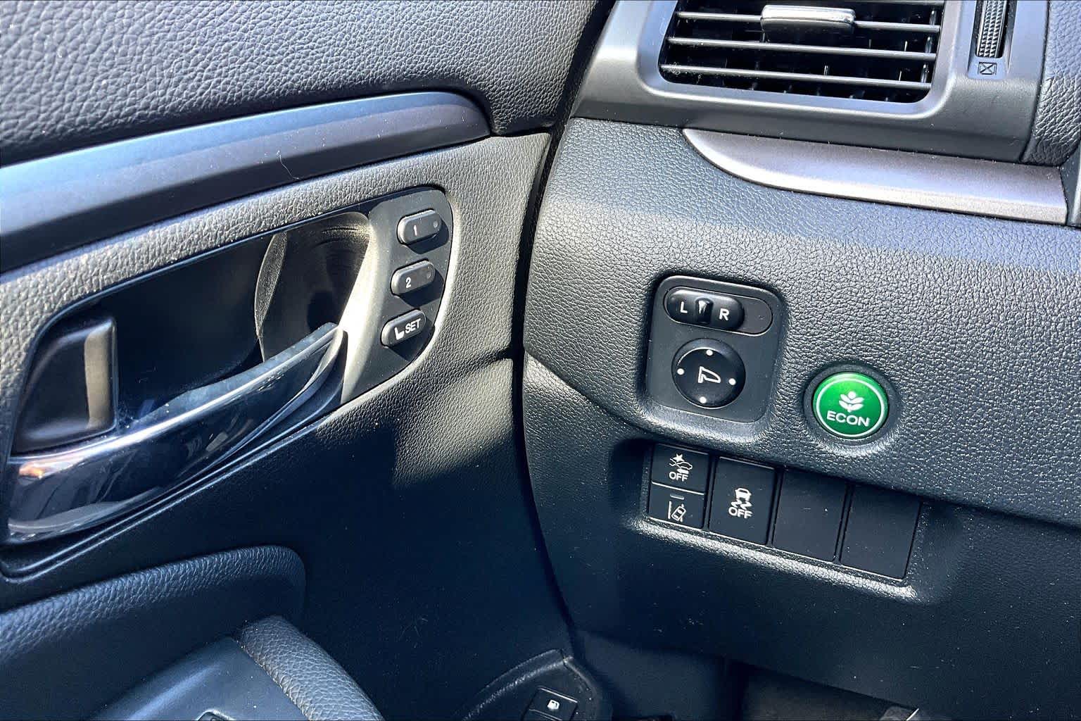2022 Honda Pilot Special Edition Sonic Gray Pearl at Tomball Ford