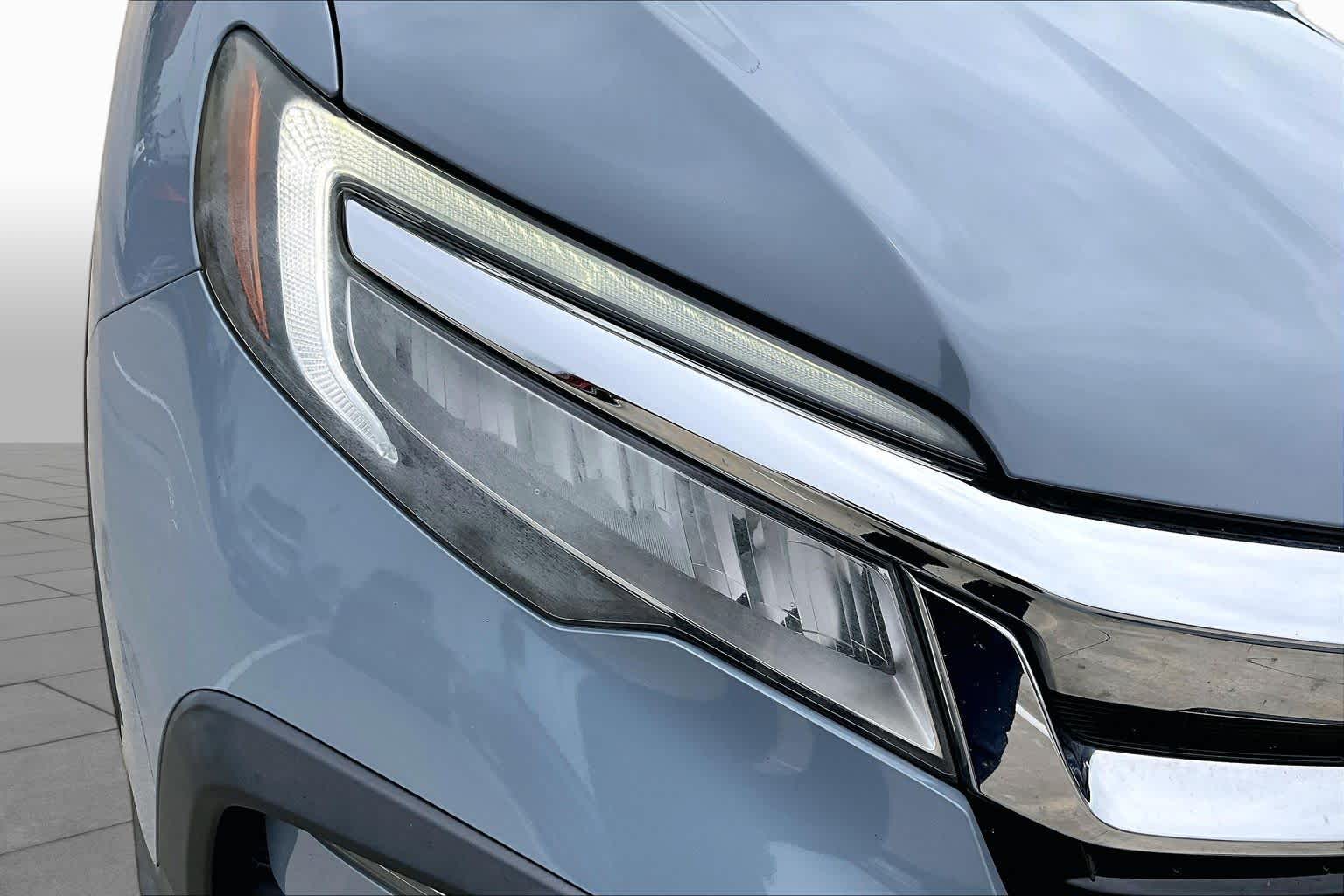 2022 Honda Pilot Touring 7-Passenger Sonic Gray Pearl at AutoNation Chrysler Jeep Dodge Ram Spring