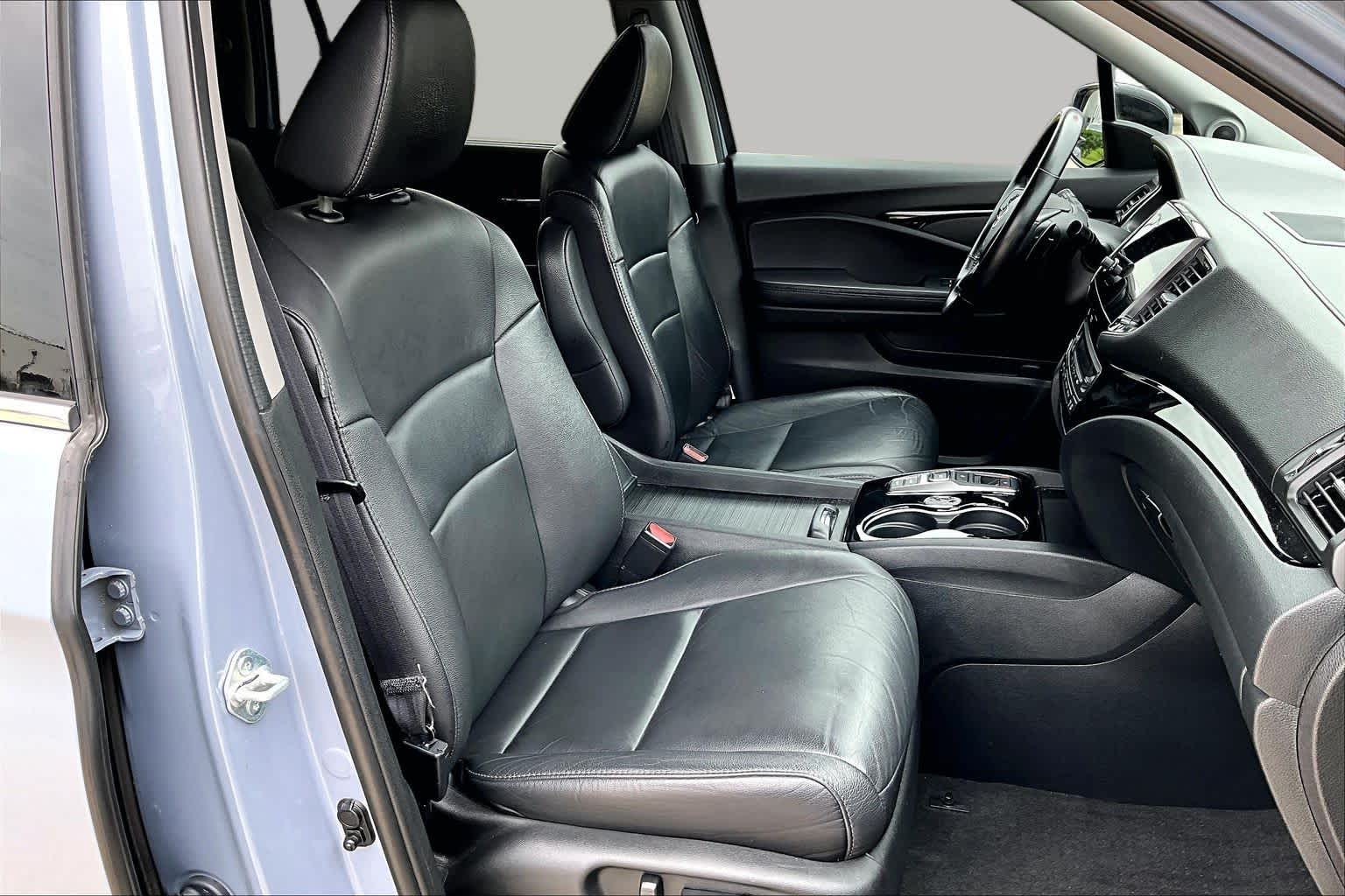 2022 Honda Pilot Touring 7-Passenger Sonic Gray Pearl at AutoNation Chrysler Jeep Dodge Ram Spring