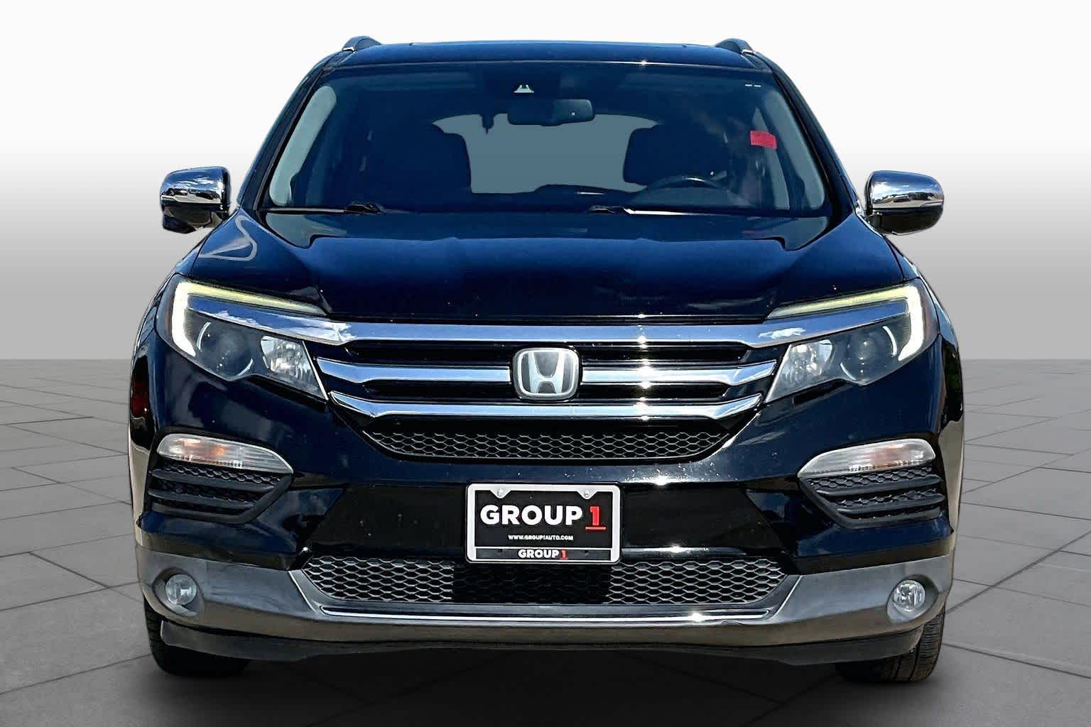 2016 Honda Pilot Touring Crystal Black Pearl at Beck & Masten Kia