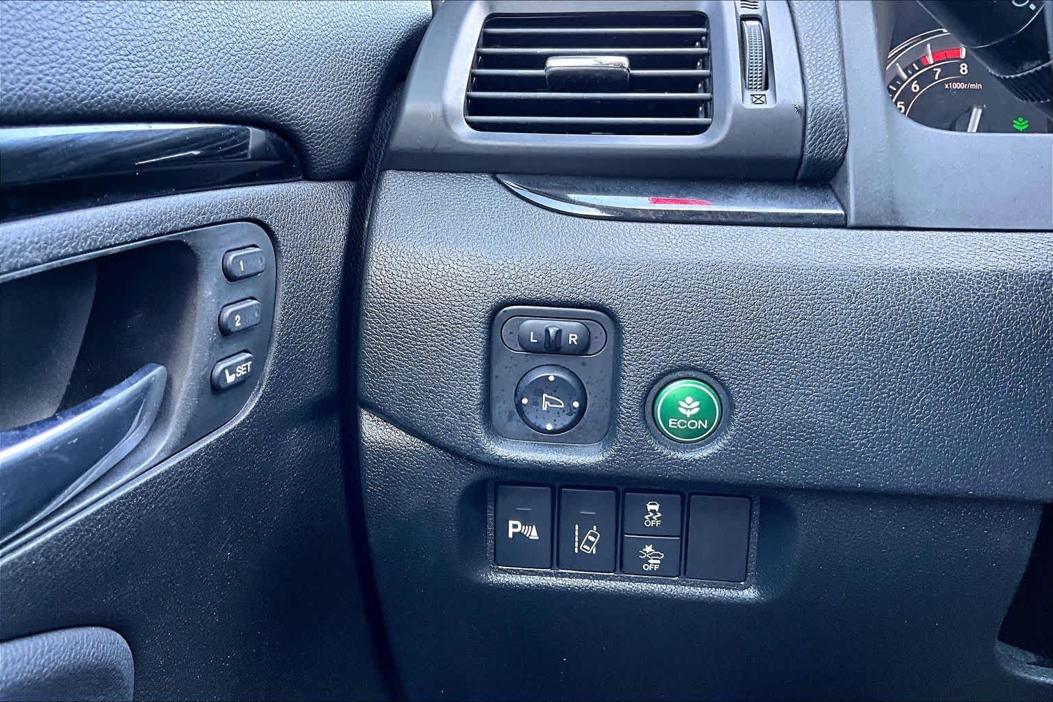 2016 Honda Pilot Touring Crystal Black Pearl at Beck & Masten Kia