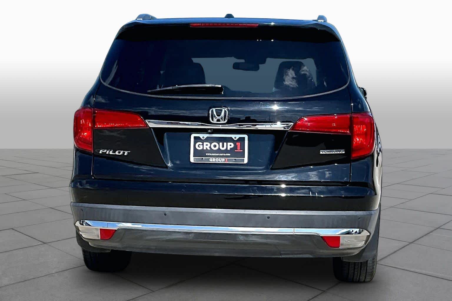 2016 Honda Pilot Touring Crystal Black Pearl at Beck & Masten Kia