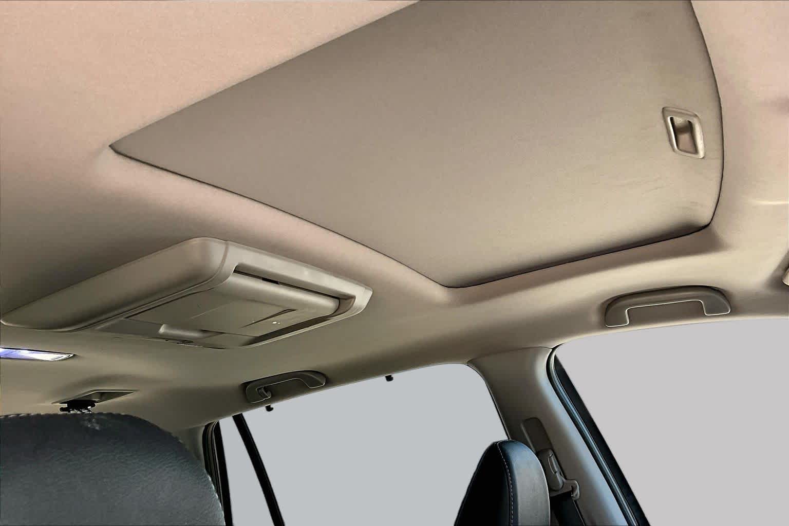 2016 Honda Pilot Touring Crystal Black Pearl at Beck & Masten Kia