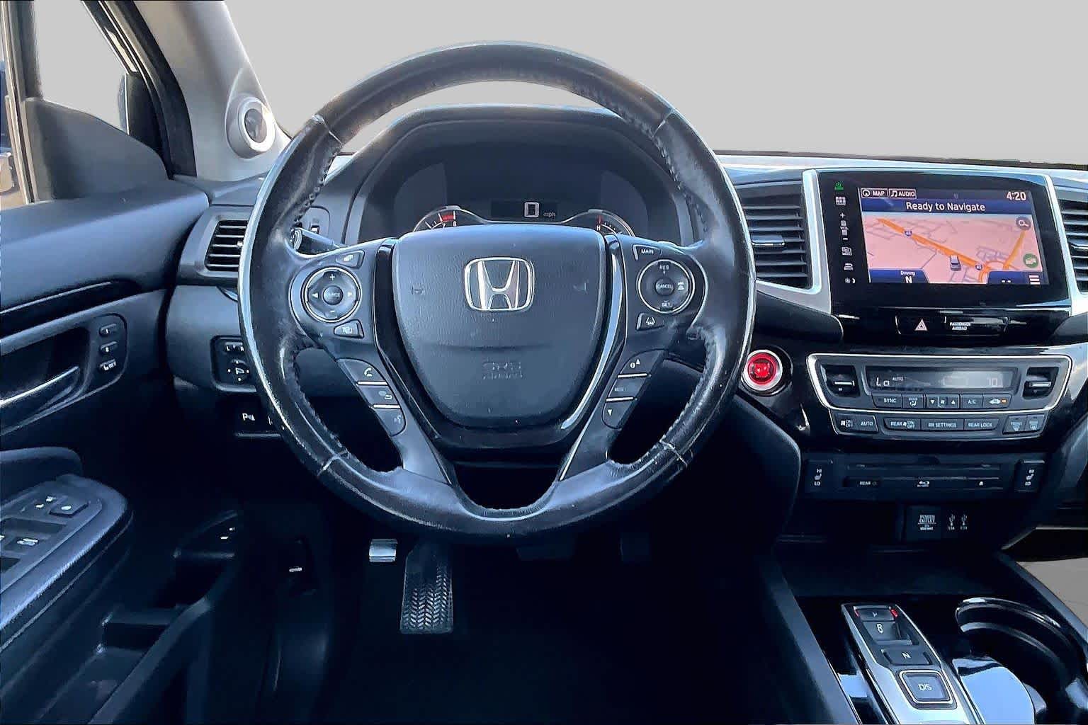2016 Honda Pilot Touring Crystal Black Pearl at Beck & Masten Kia