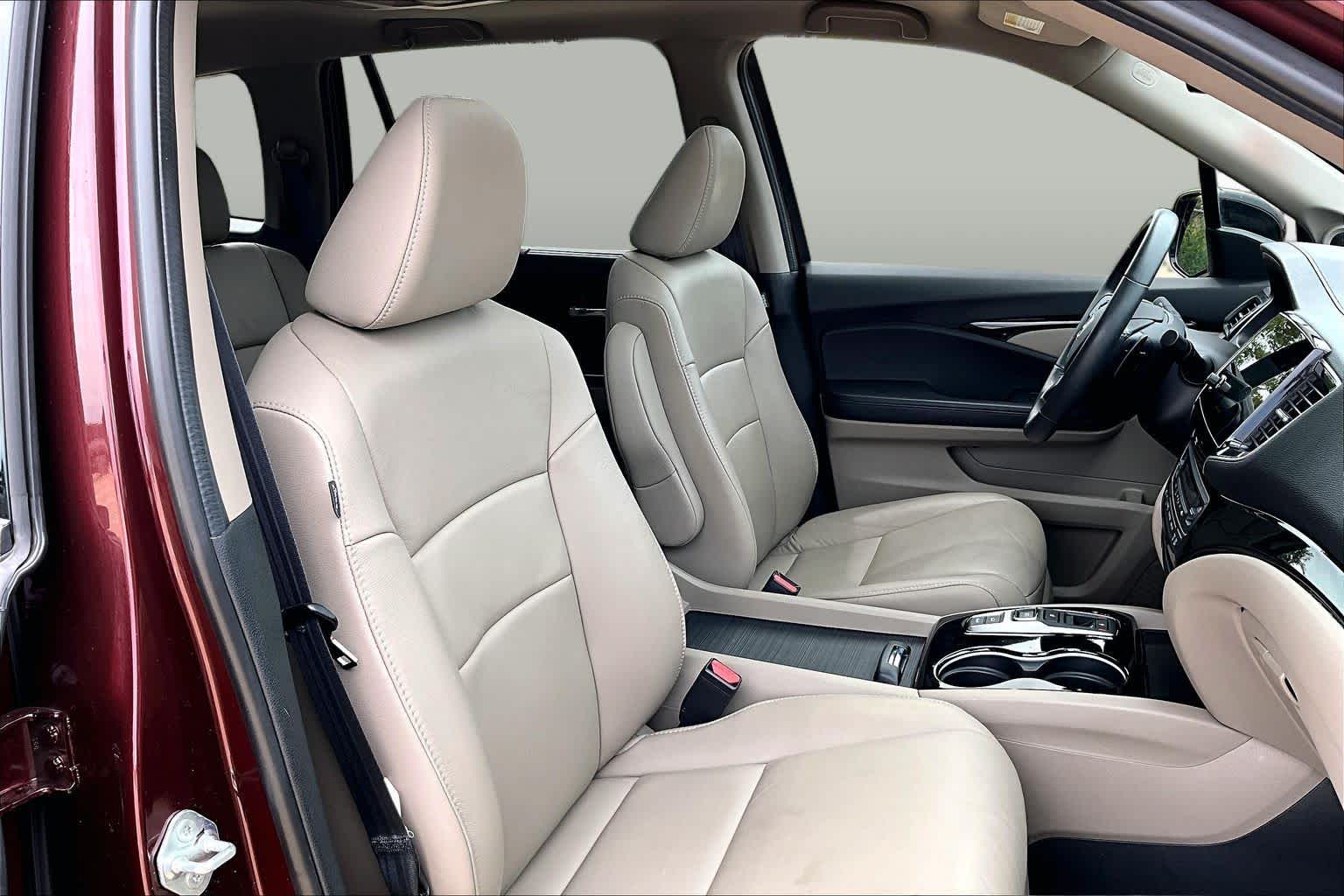 2022 Honda Pilot Touring 7-Passenger Deep Scarlet Pearl at Lexus Southwest Houston