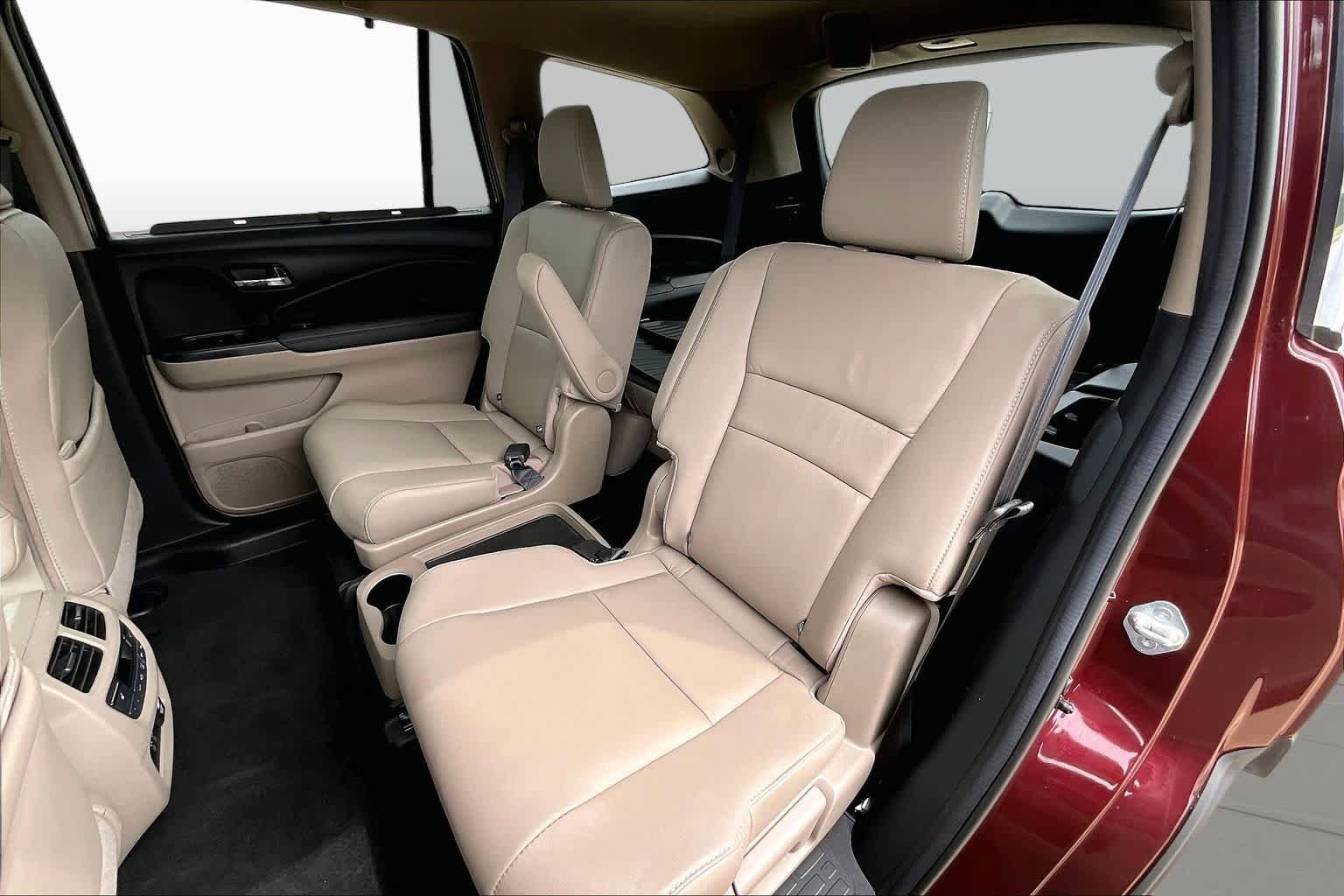 2022 Honda Pilot Touring 7-Passenger Deep Scarlet Pearl at Lexus Southwest Houston